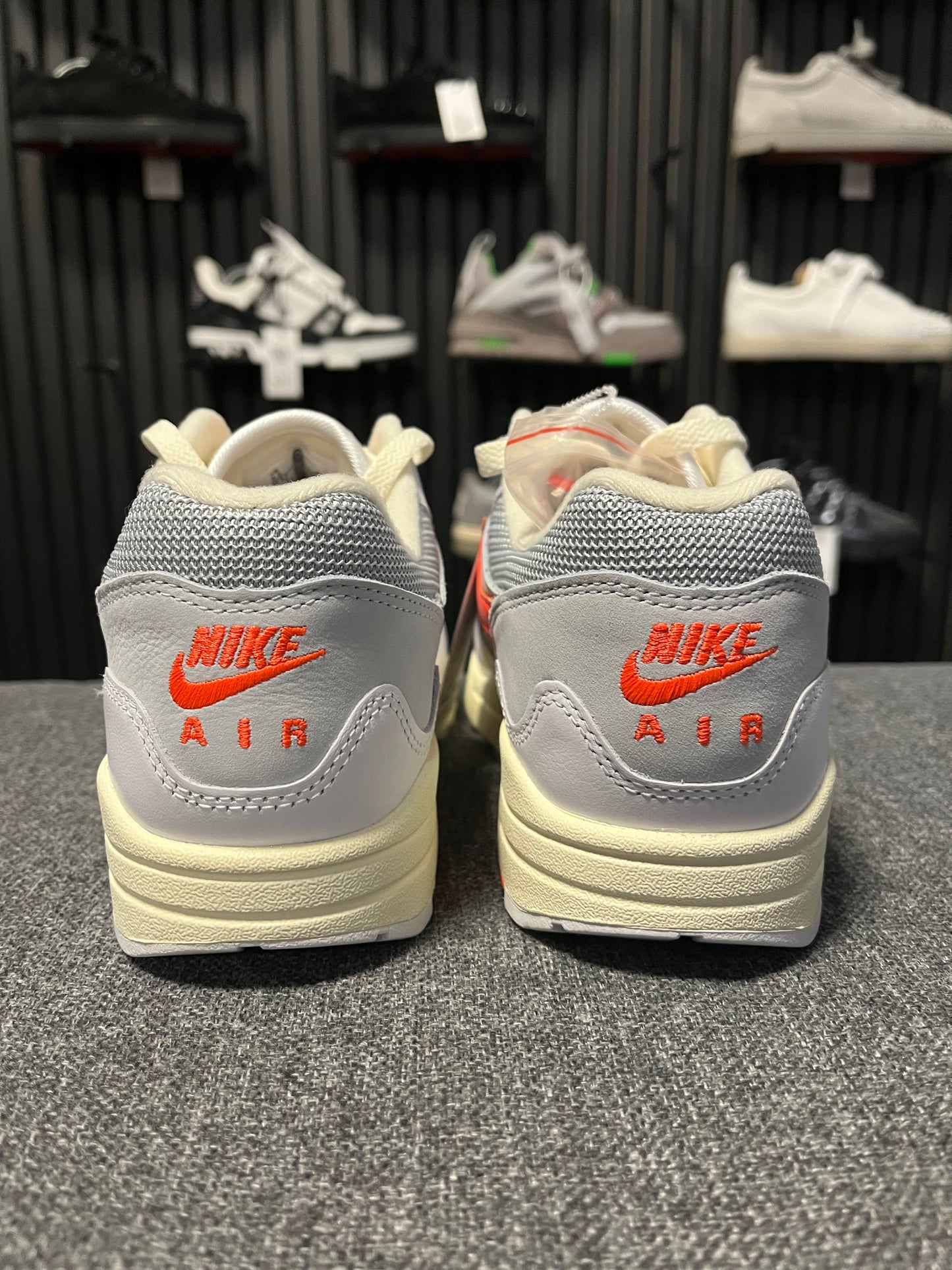 Air Max 1 Patta White Waves Crimson UK 9 3512