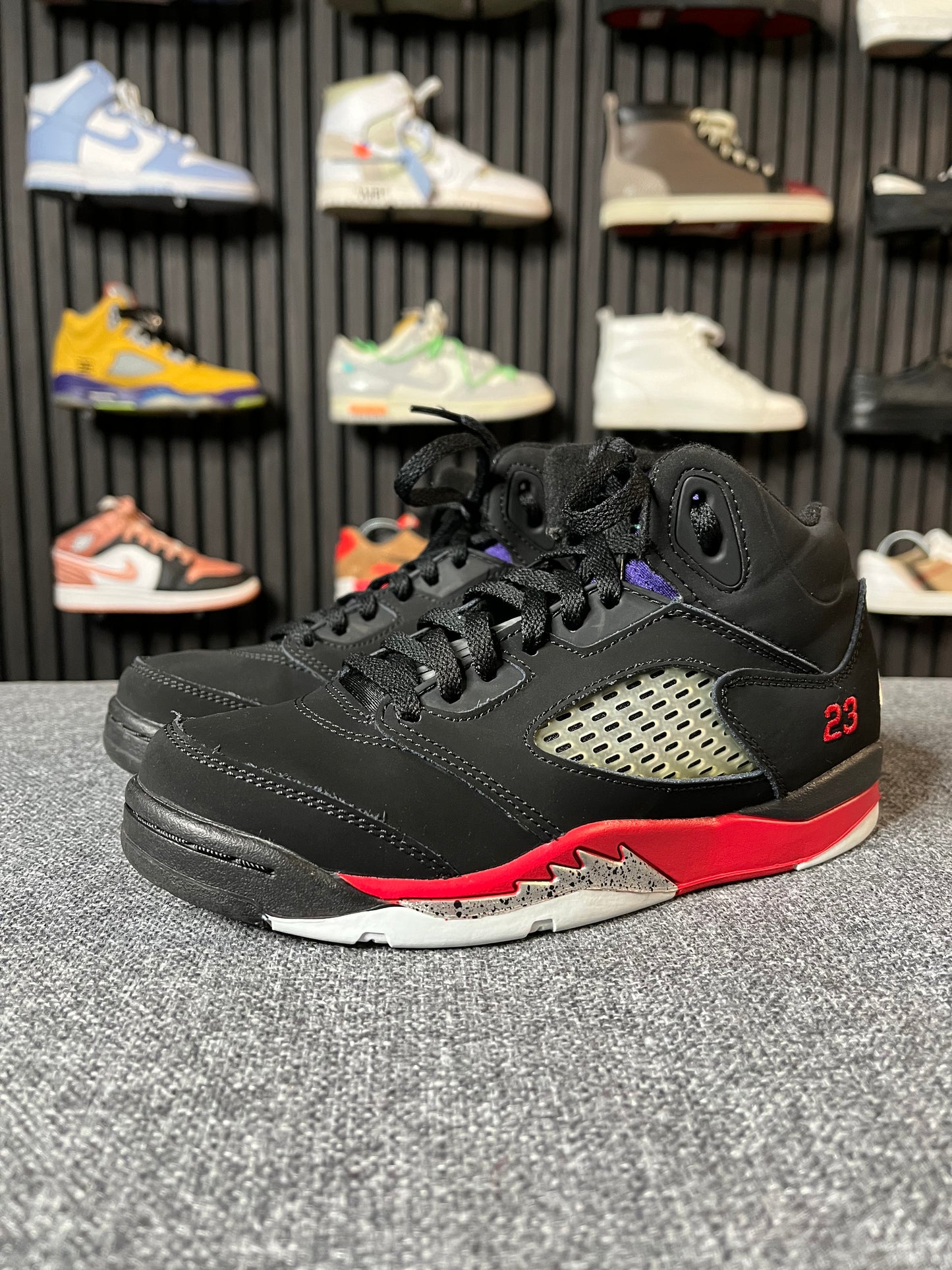 Nike Air Jordan 5 Retro UK1