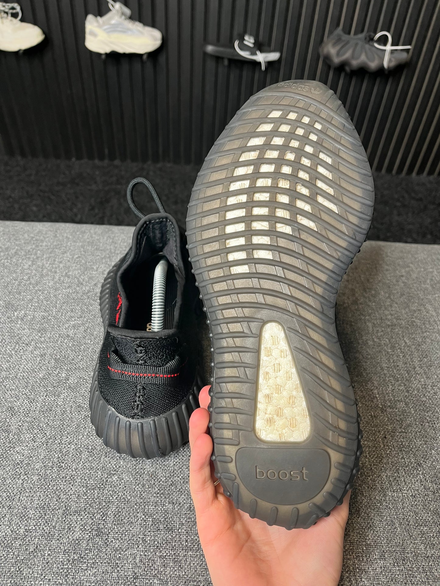 Yeezy Boost 350 Bred UK 8.5 2496