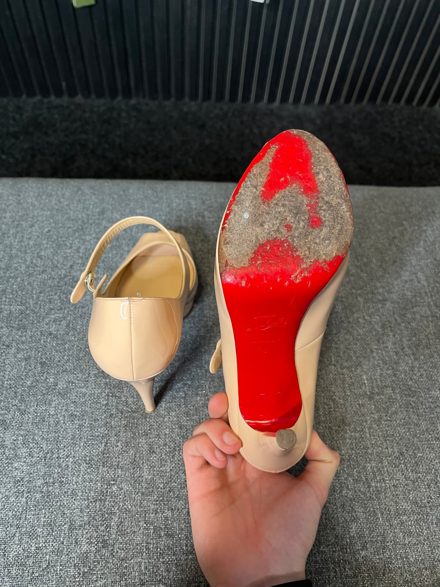 Louboutin Jane Vendome Patent Heels Size 39.5 3257