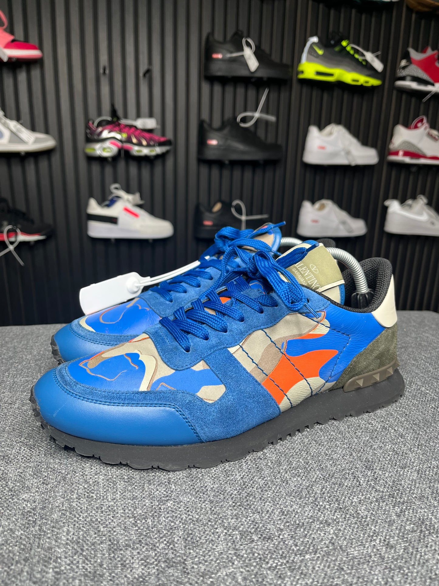 Valentino Garavani Rockstud Runner Blue UK9 2223