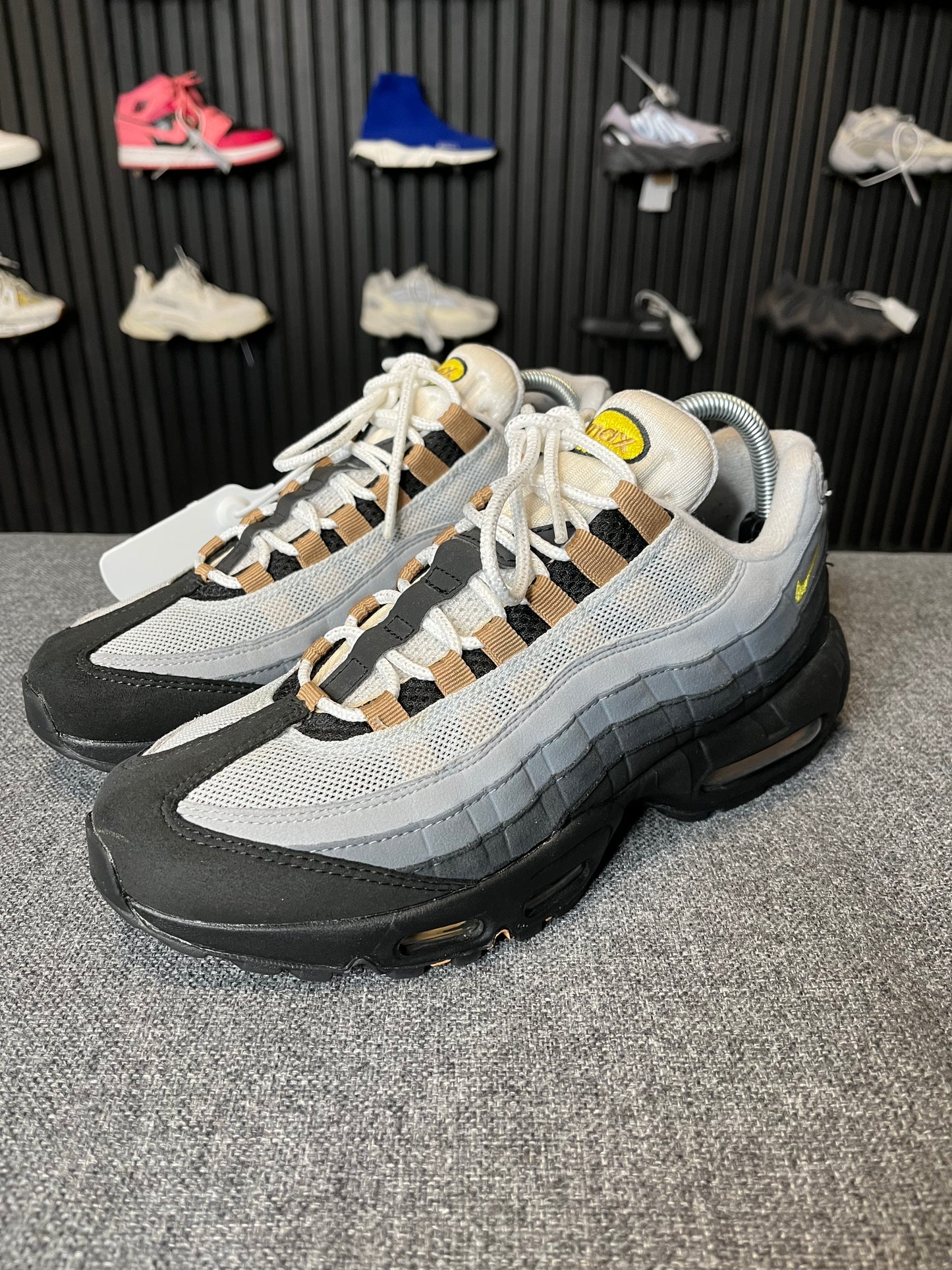 Air Max 95s Yellow Strike UK 7.5 2553
