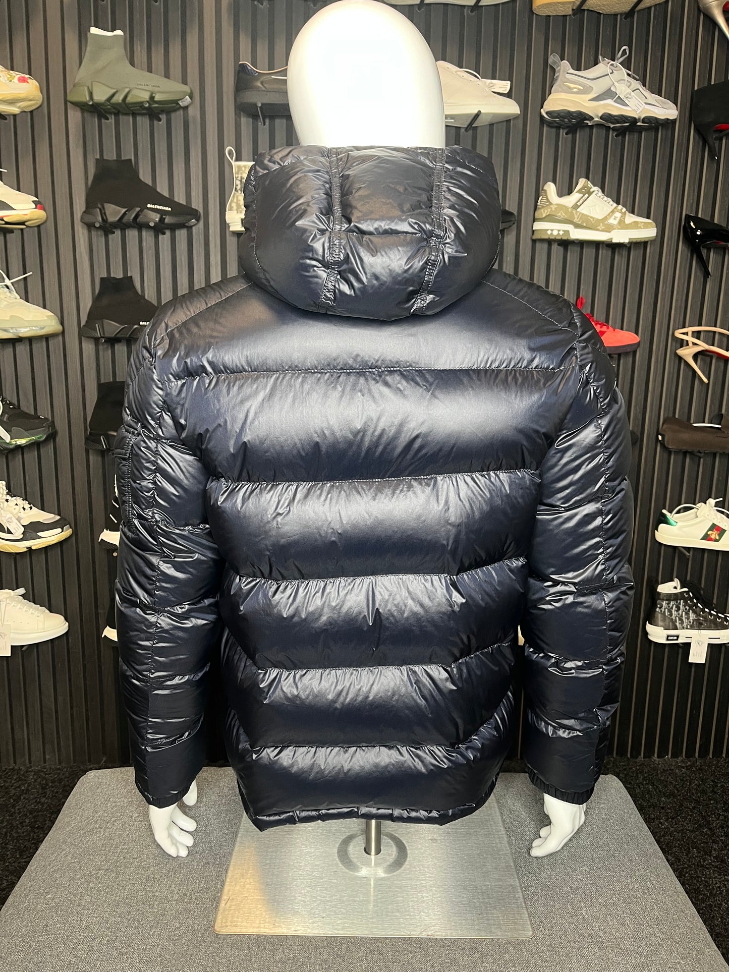 Moncler Maya Medium 3212