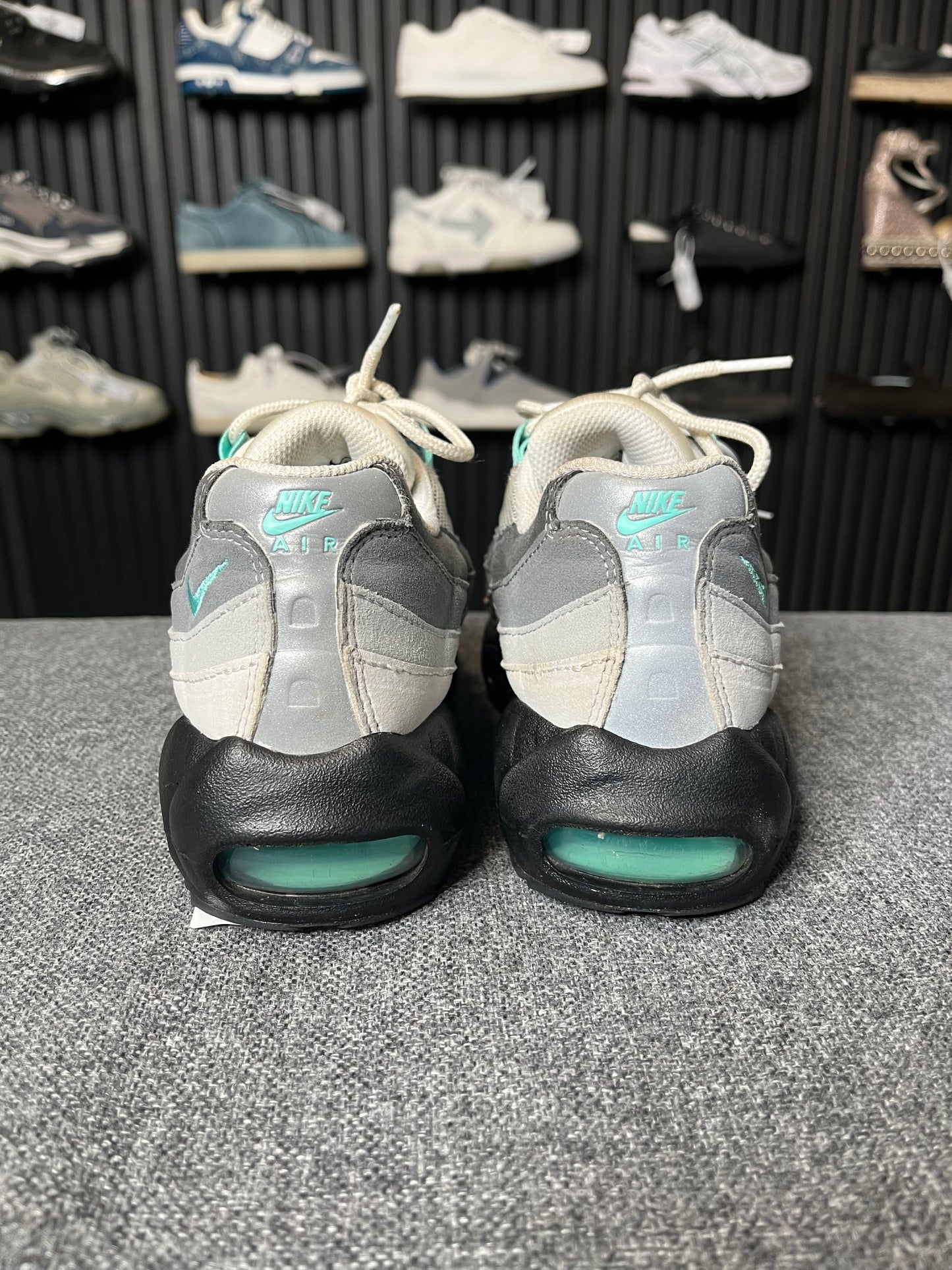 Nike Air Max 95s Hyper Turquoise UK 4.5 2623
