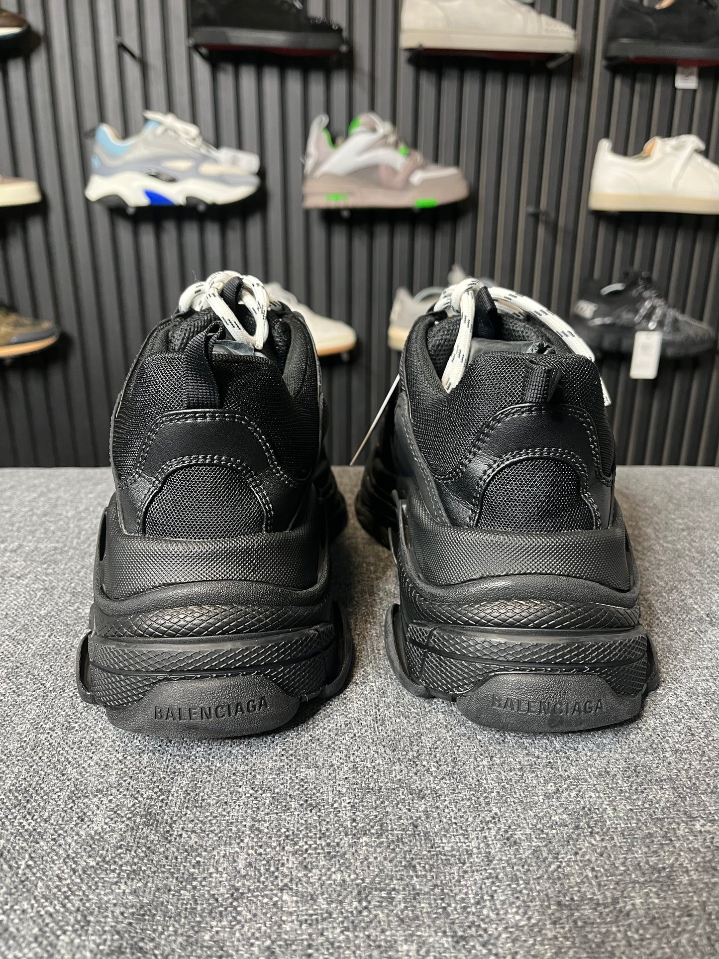 Balenciaga Triple S UK 7 3476