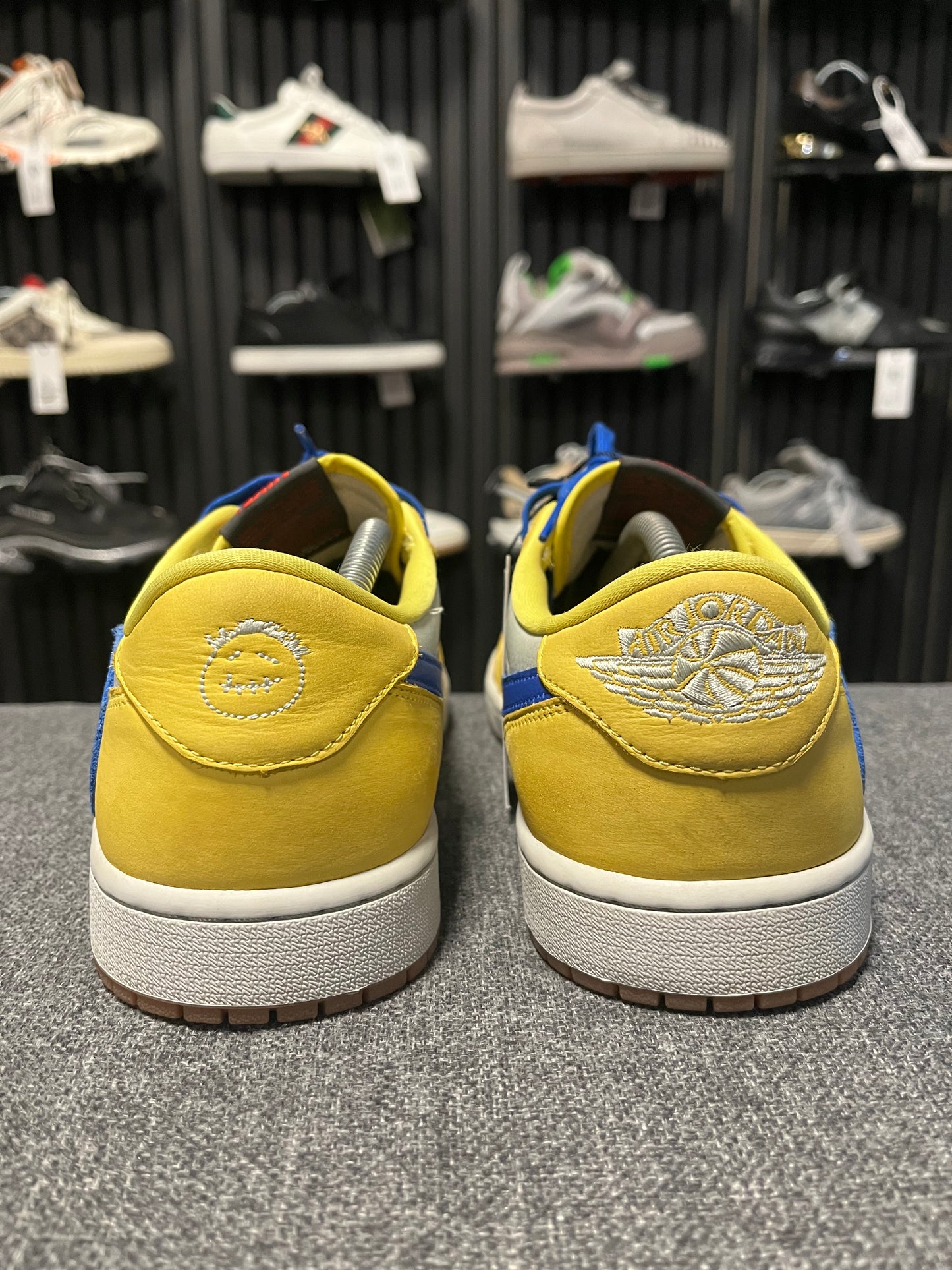 Travis Scott Canaries UK 10.5 3619
