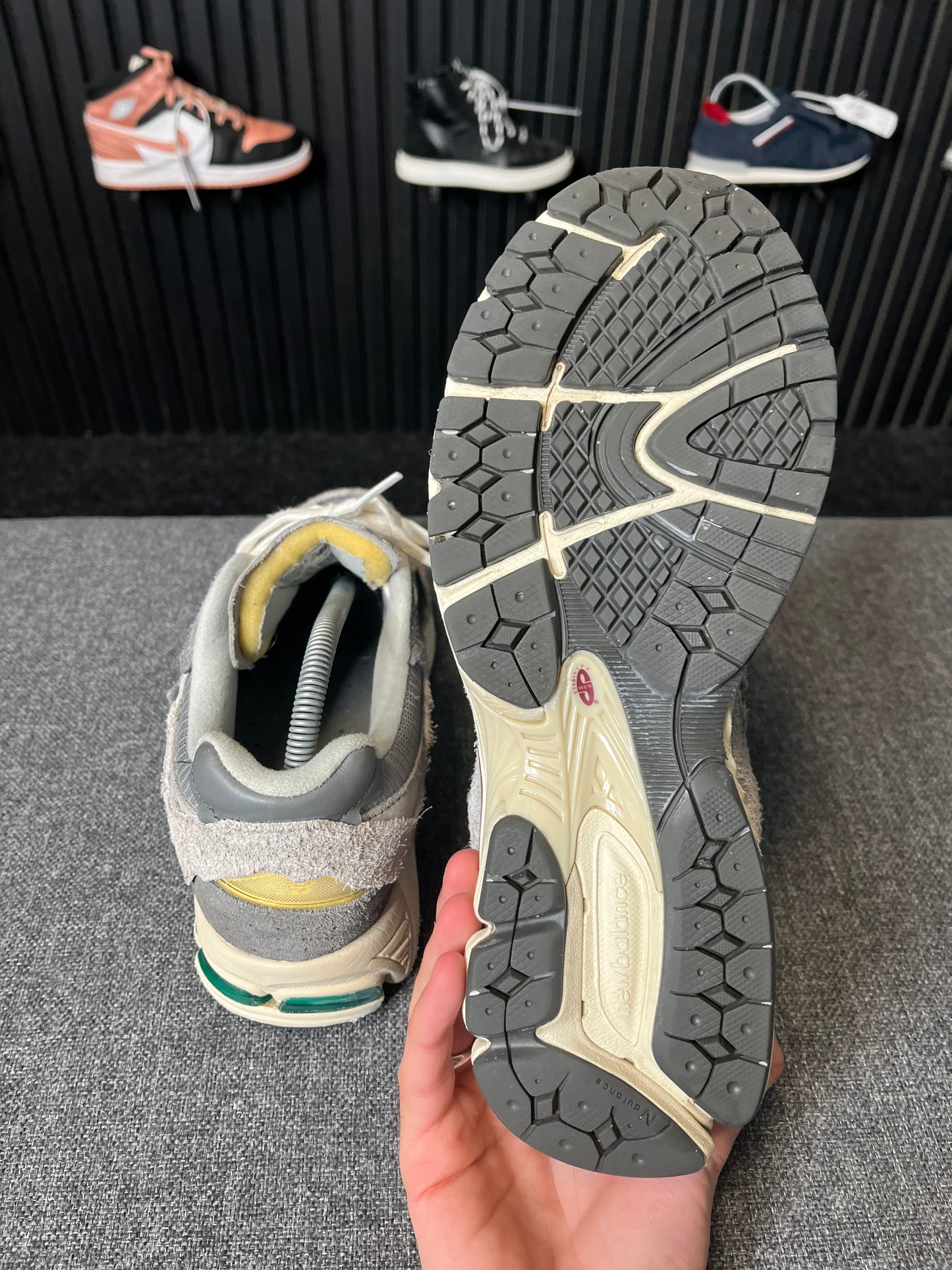 New Balance 2002R UK 7.5 2610