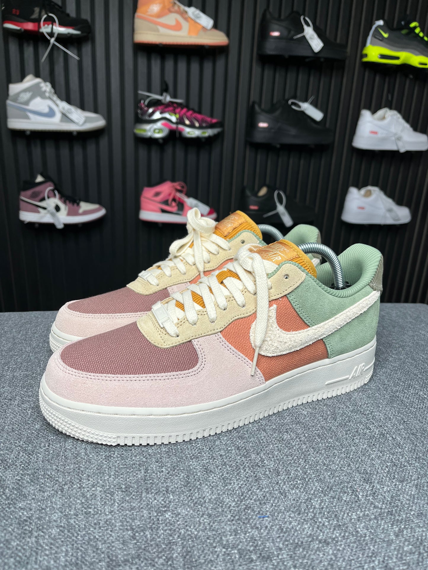 Nike Air Force Low Oil Green UK9 2273