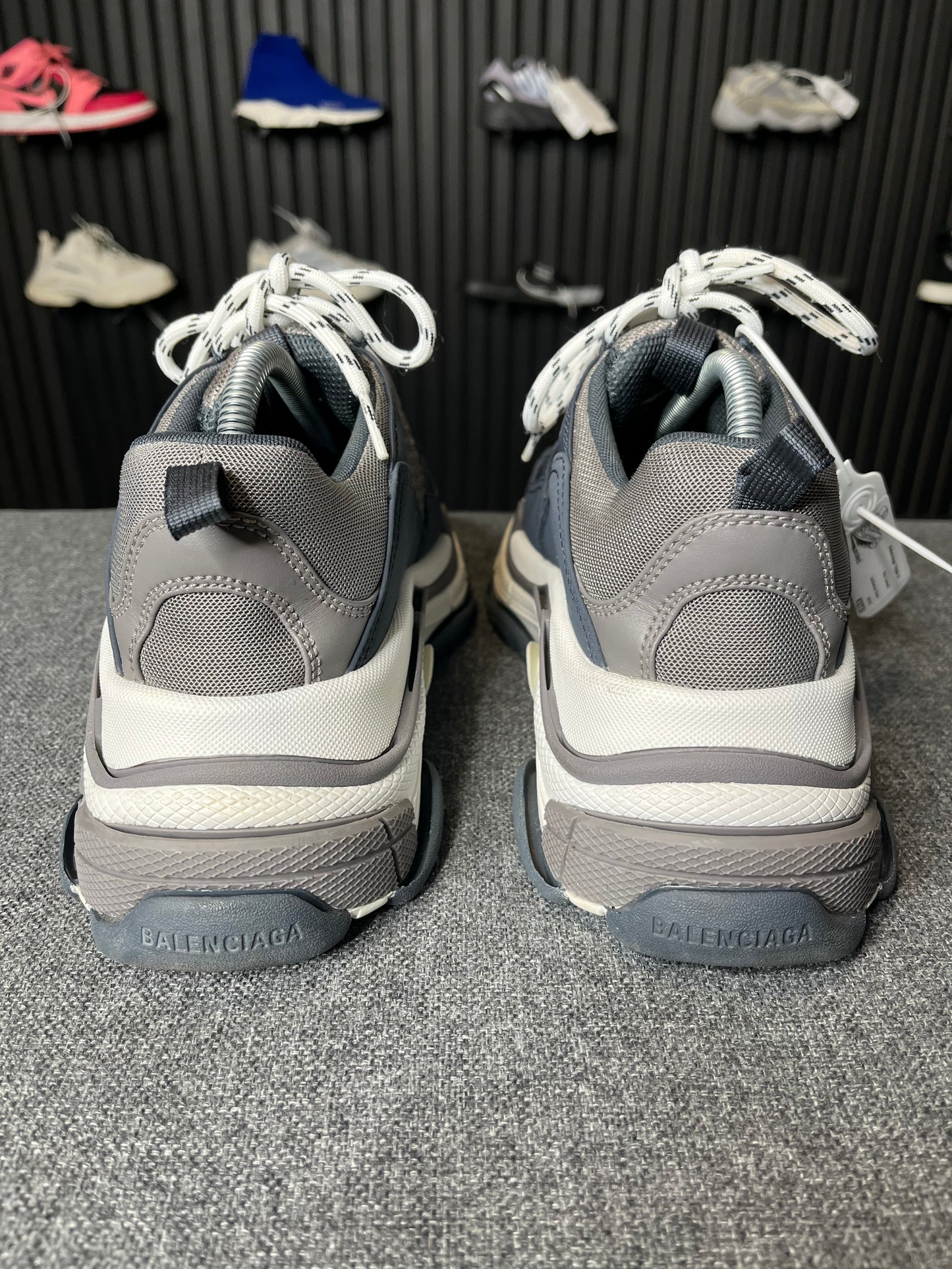 Balenciaga Triple S UK 6 2518