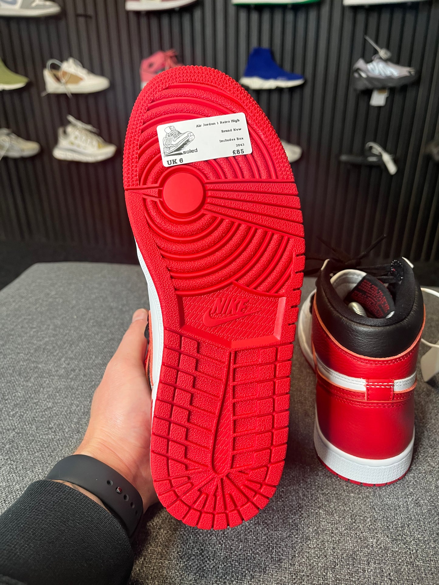 Air Jordan 1 Retro High UK 6 2543