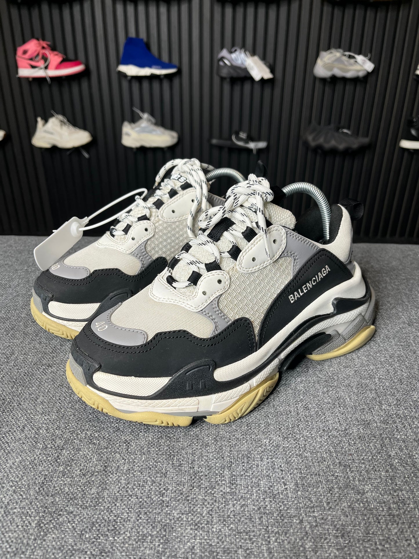 Balenciaga Triple S UK 6 2519