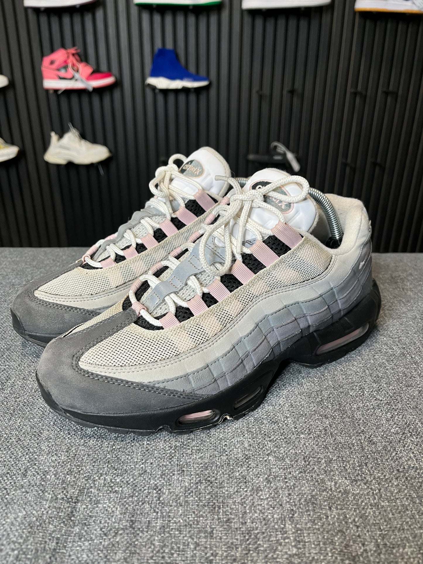 Nike Air Max 95 Pink Foam UK8 2550