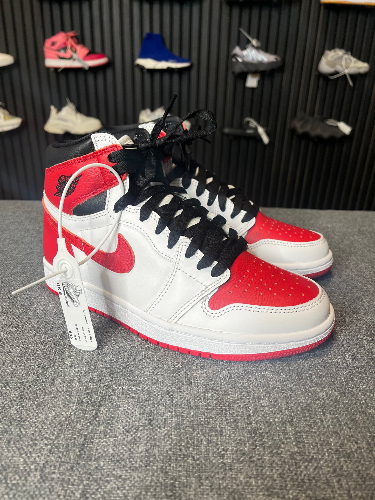 Air Jordan 1 Retro High UK 6 2543