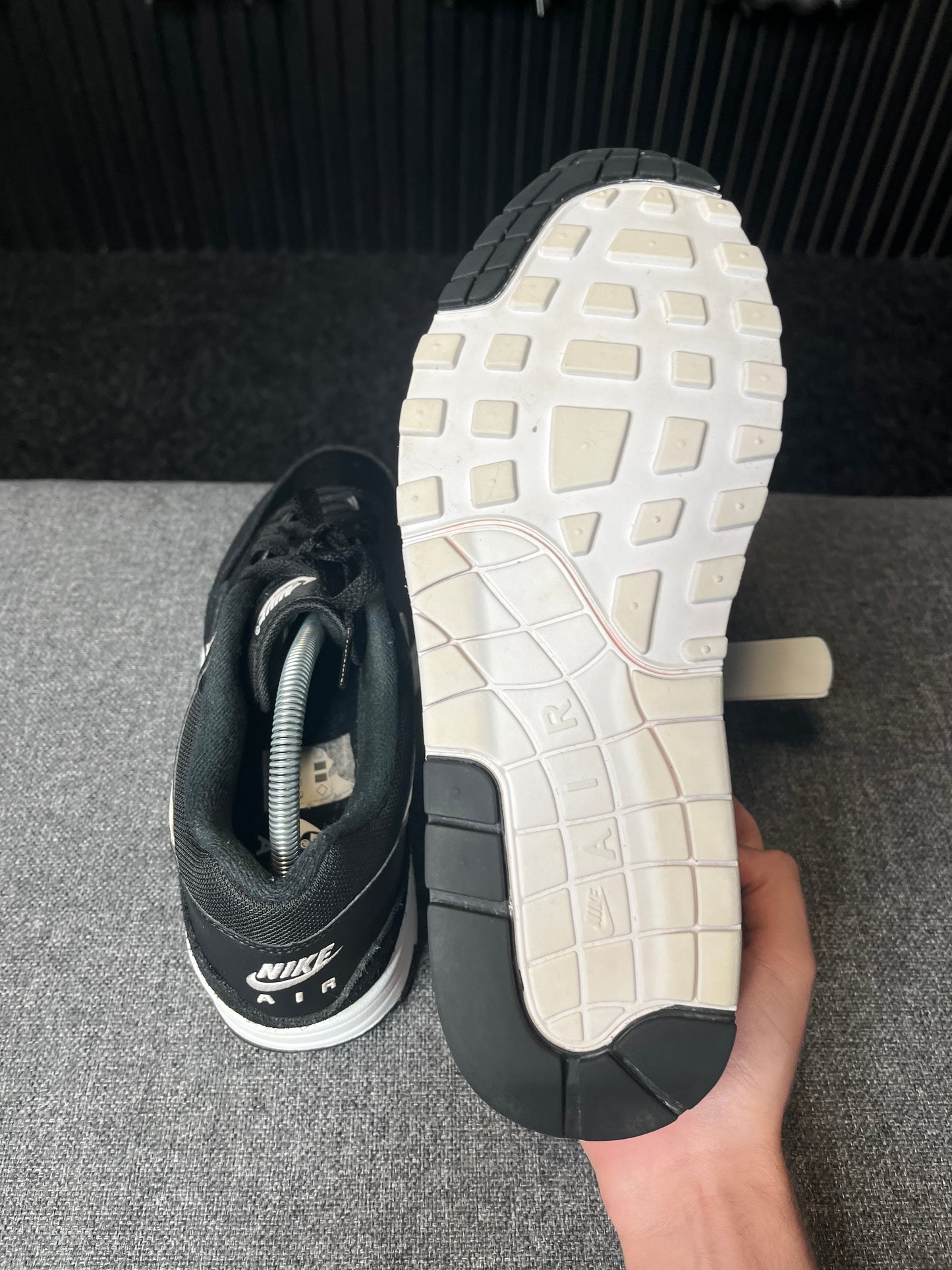 Nike Air Max 1 Black/White UK 9 2502