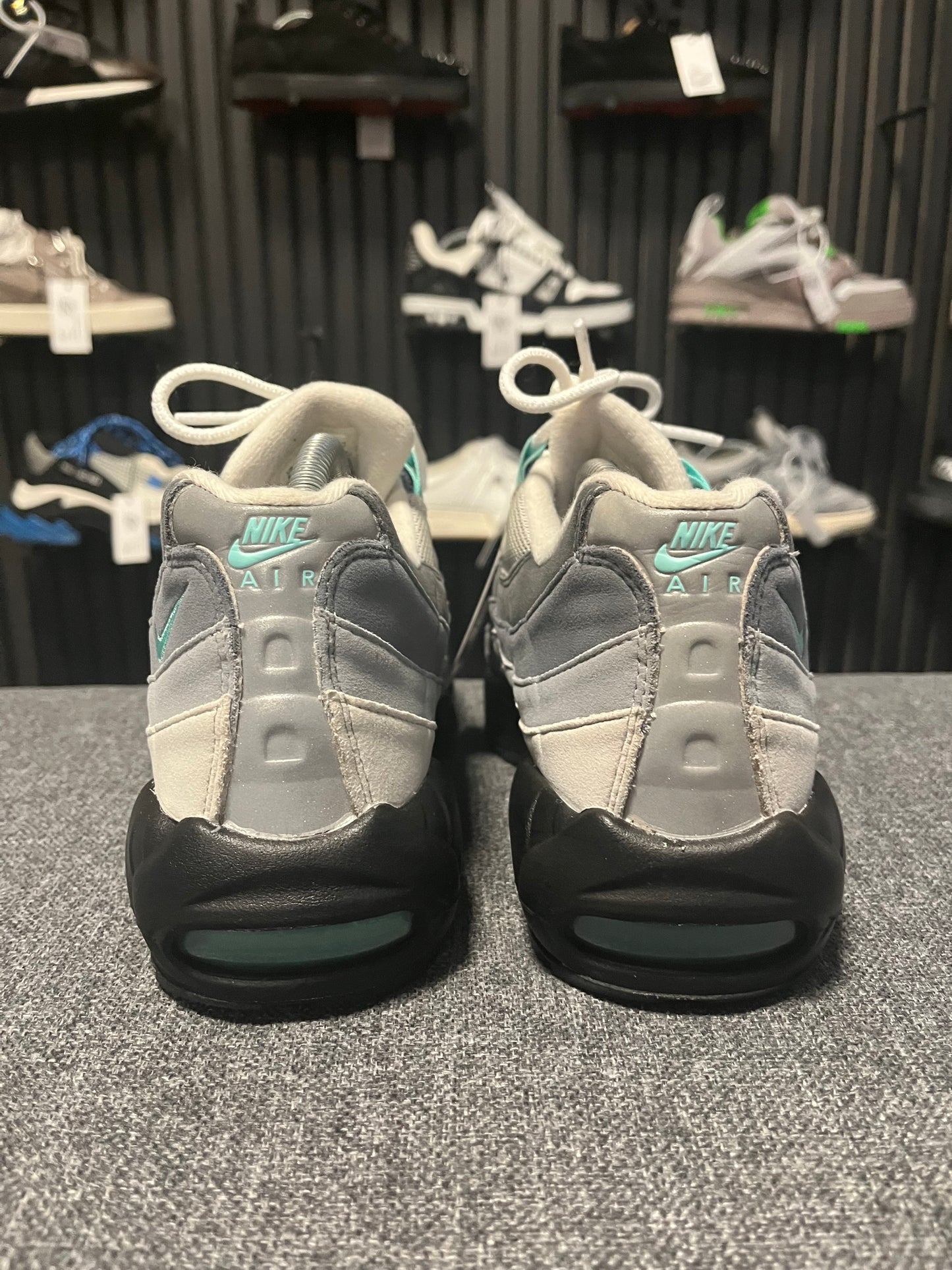Air Max 95s Hyper Turquoise UK 8.5 3528