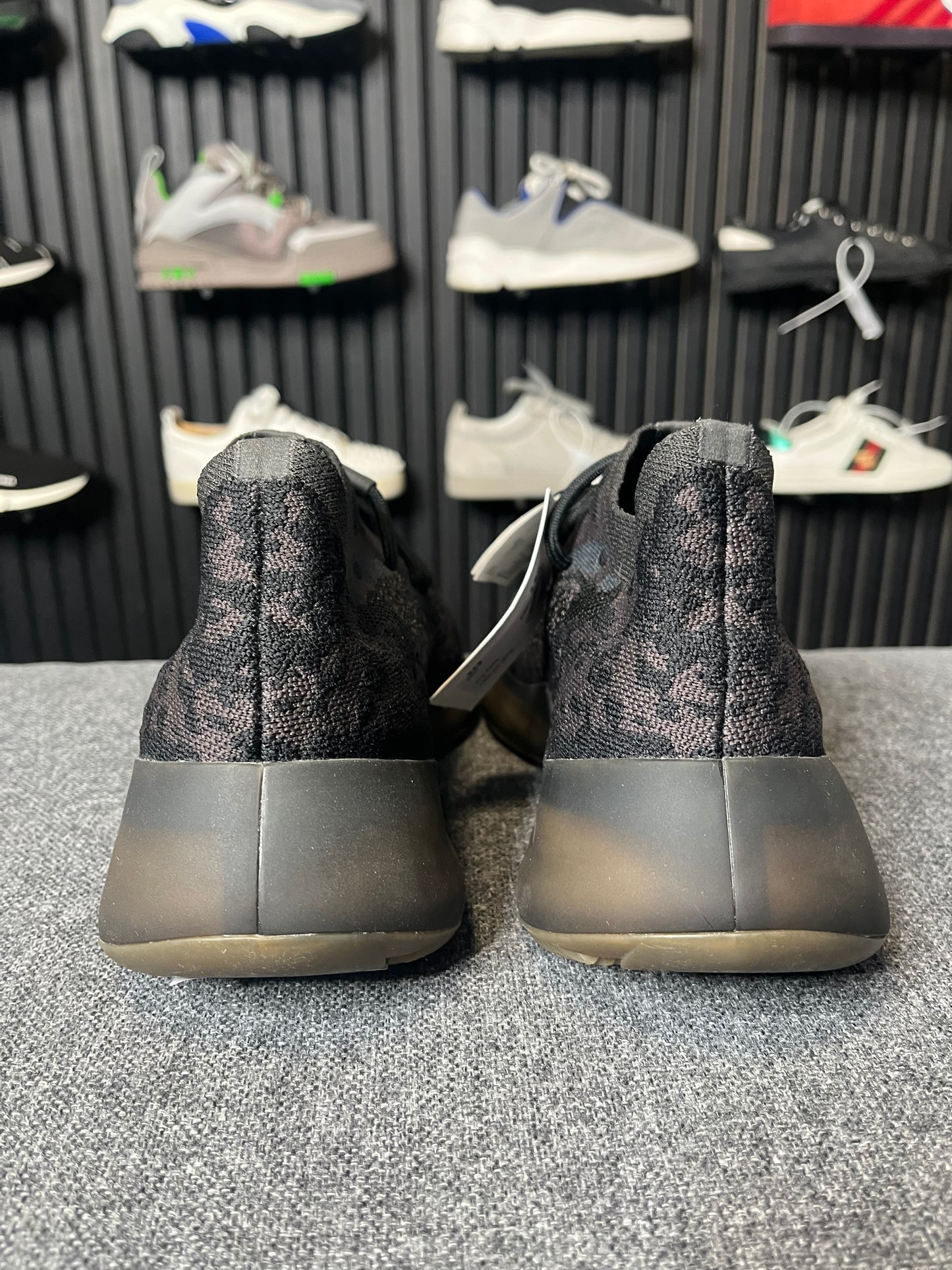 Yeezy 380 Onyx UK 8 3022