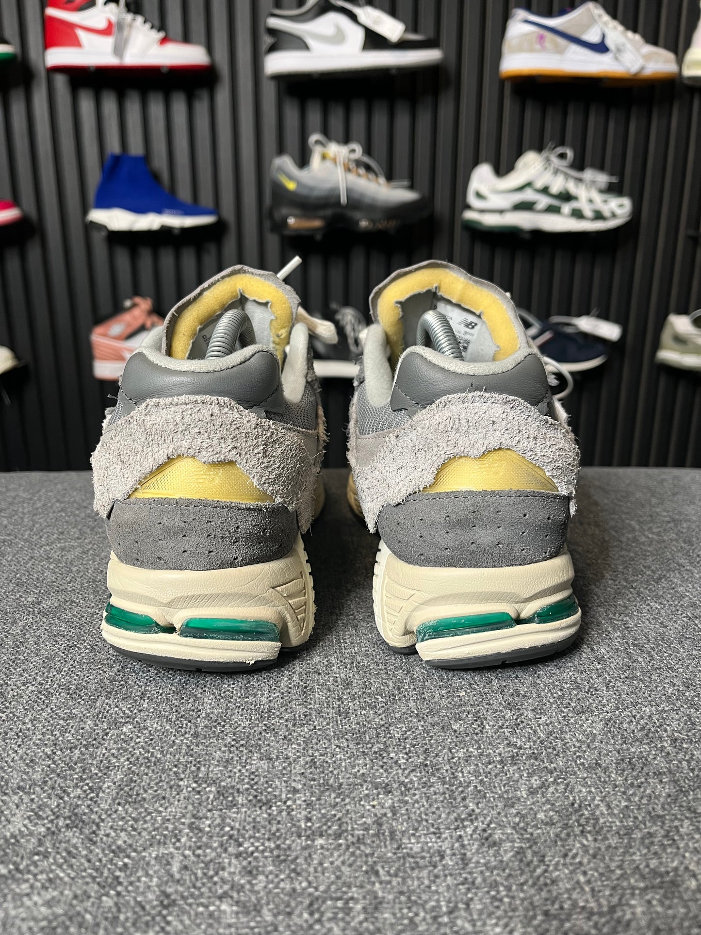 New Balance 2002R UK 7.5 2610