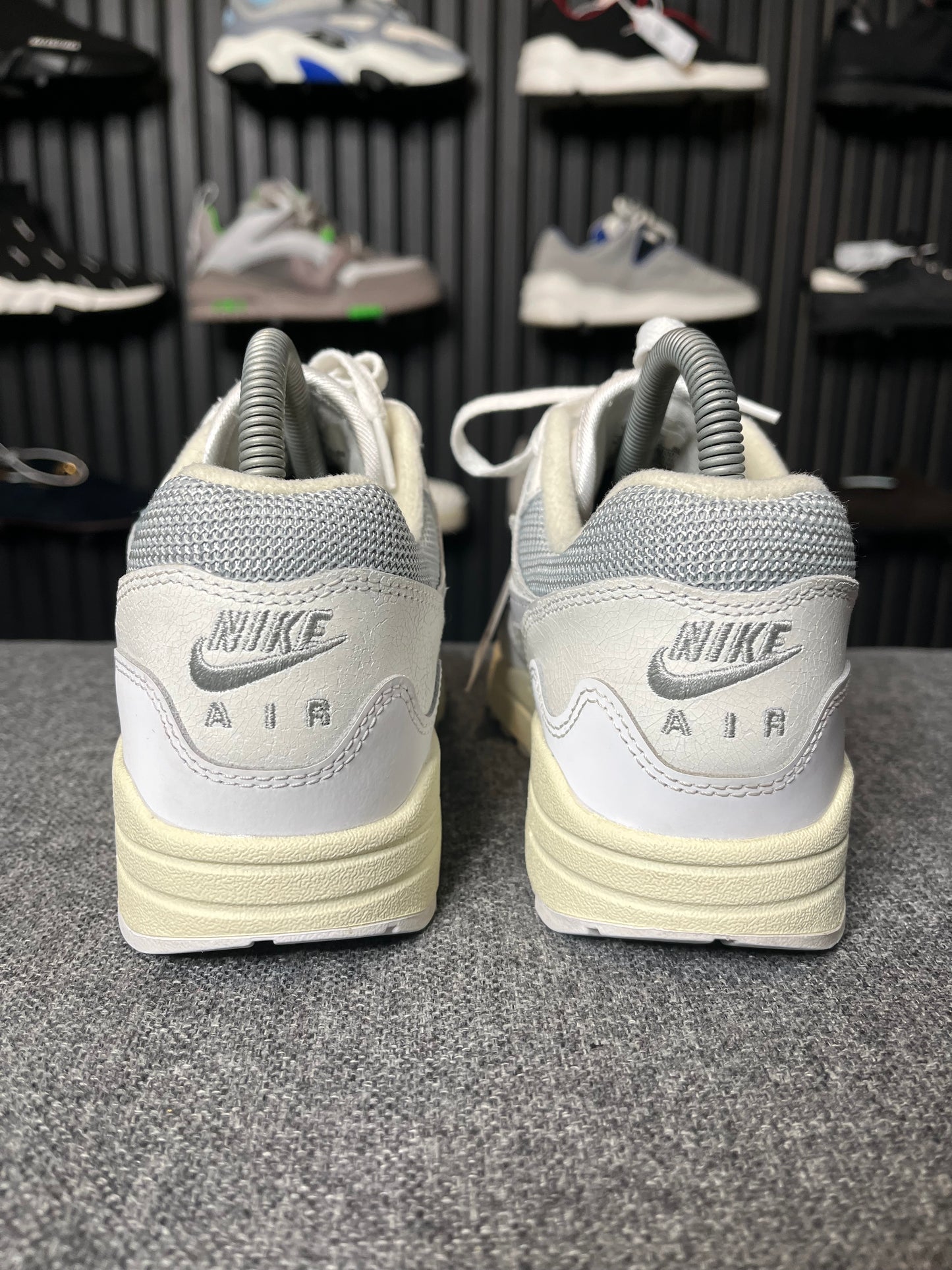 Air Max 1 Patta Waves White UK 5.5 3085