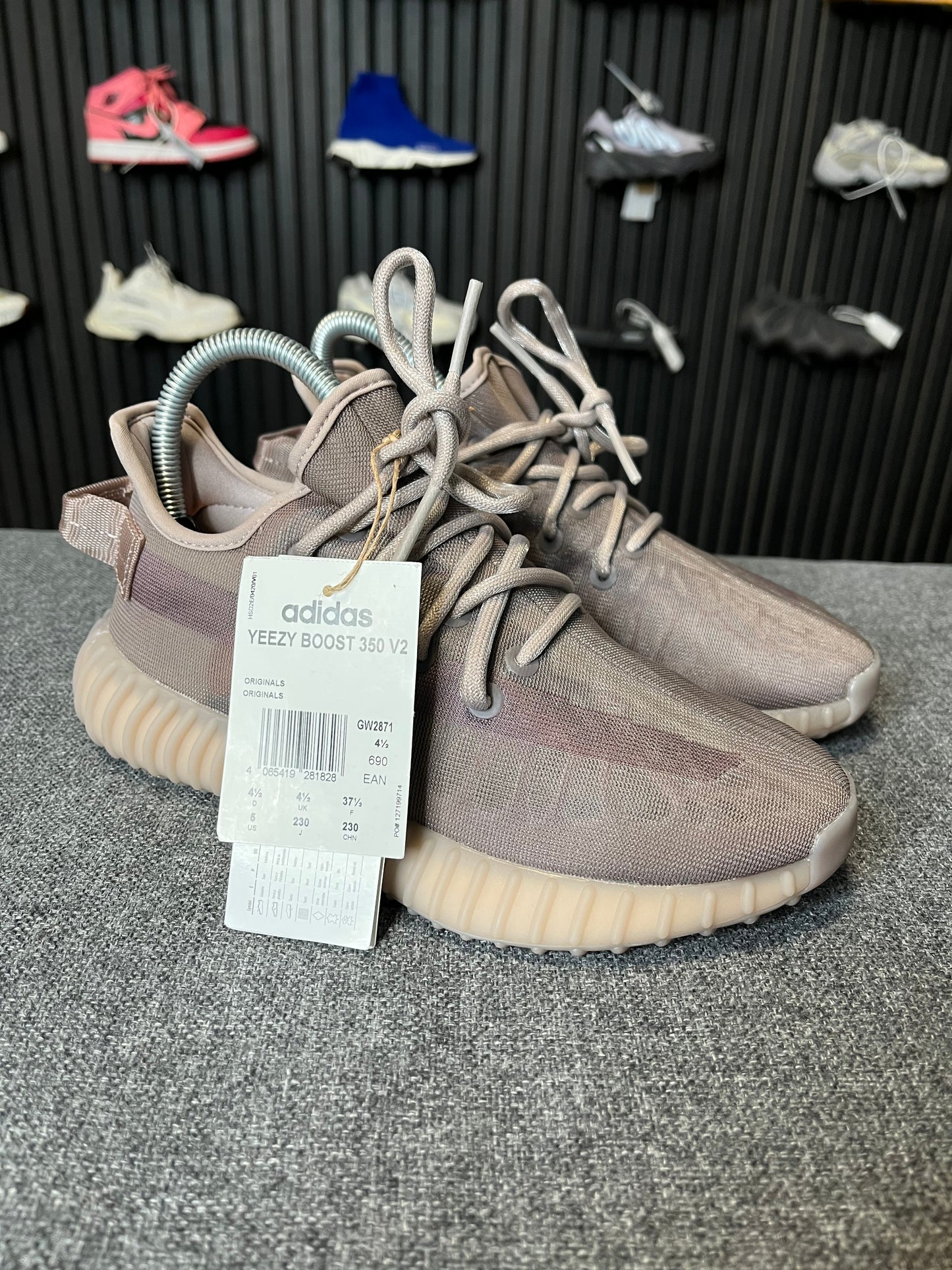 Yeezy Mono Mist UK 4.5 2545