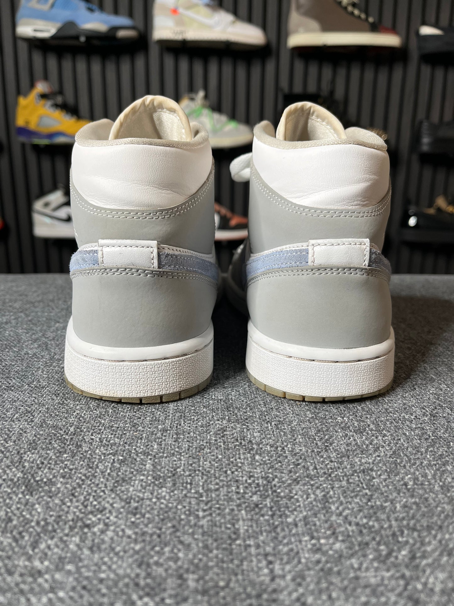 Air Jordan 1 Mid Wolf Grey UK5.5