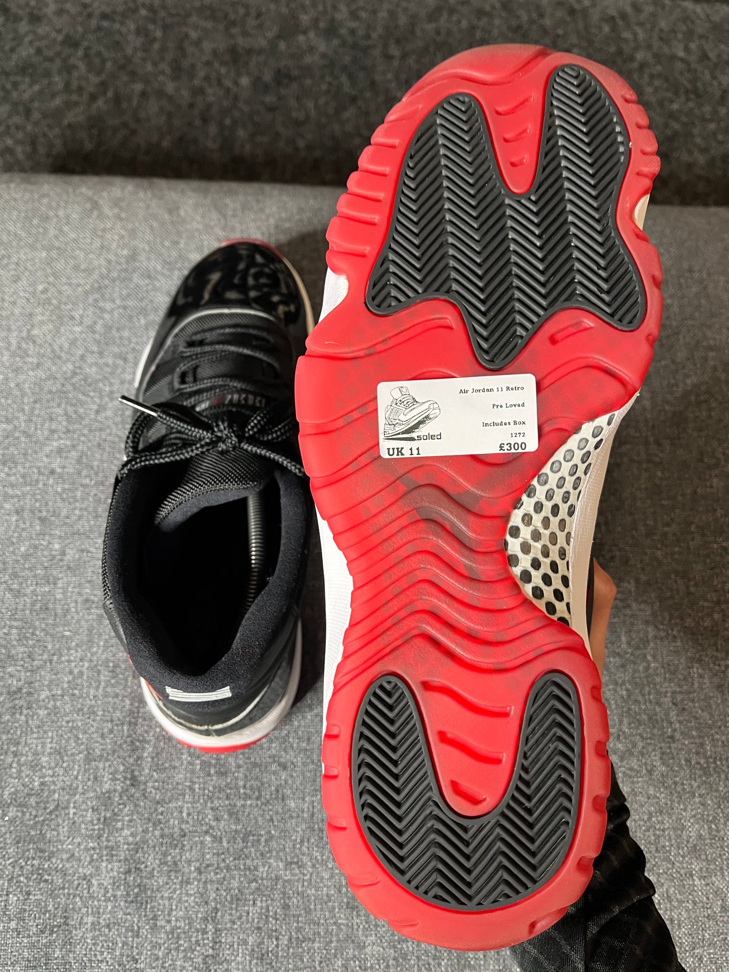 Air Jordan 11 Retro Black/True Red UK11