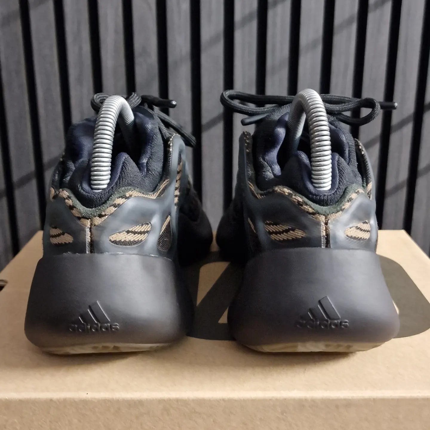 Yeezy 700 Clay Brown UK4.5