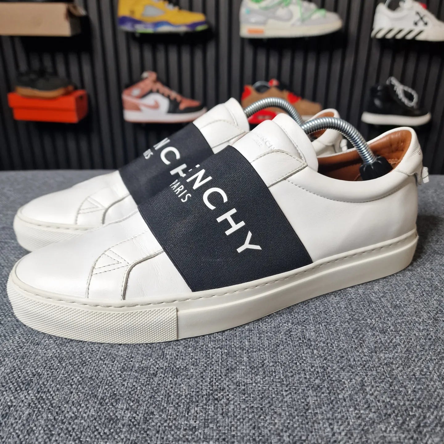 Givenchy Urban White UK9
