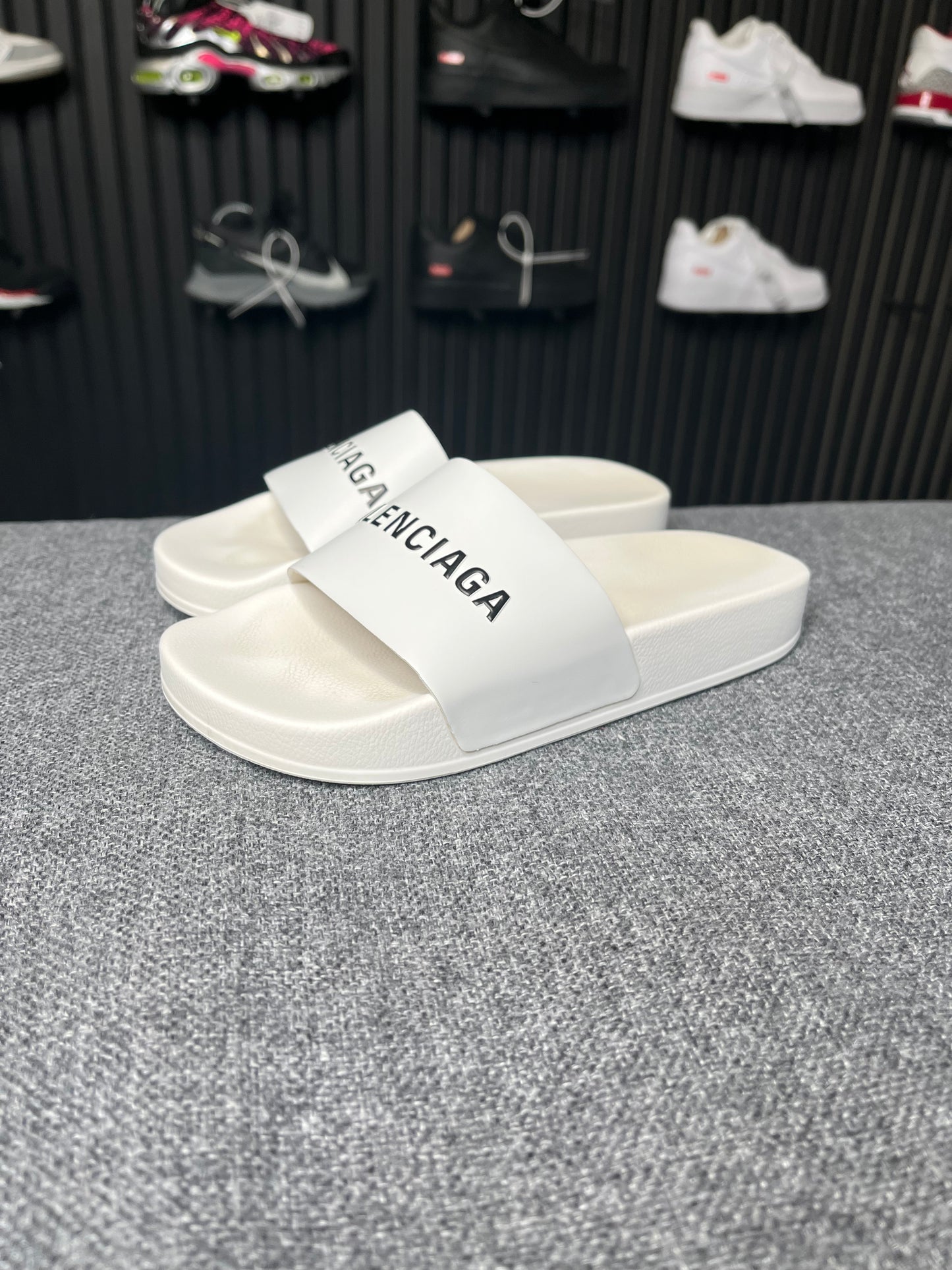 Balenciaga Sliders UK13 Child 2149