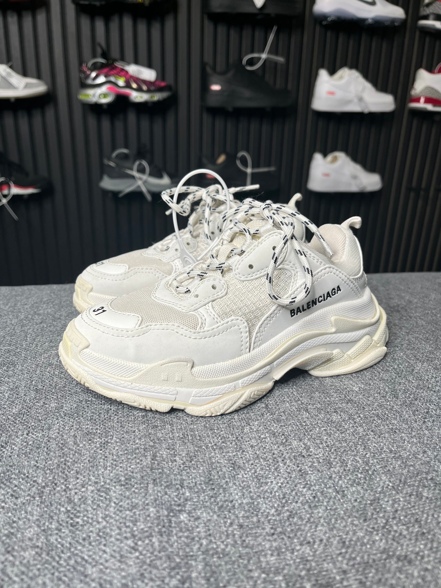 Balenciaga Triple S White UK12 Child 2151