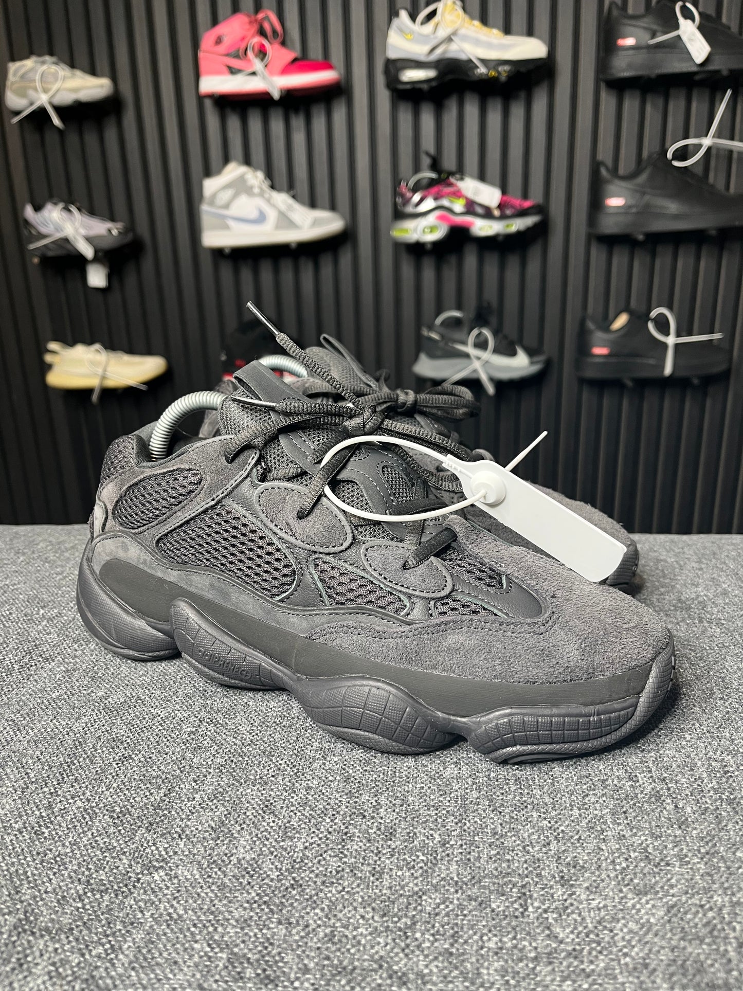 Yeezy 500 Utility Black UK8.5 2157
