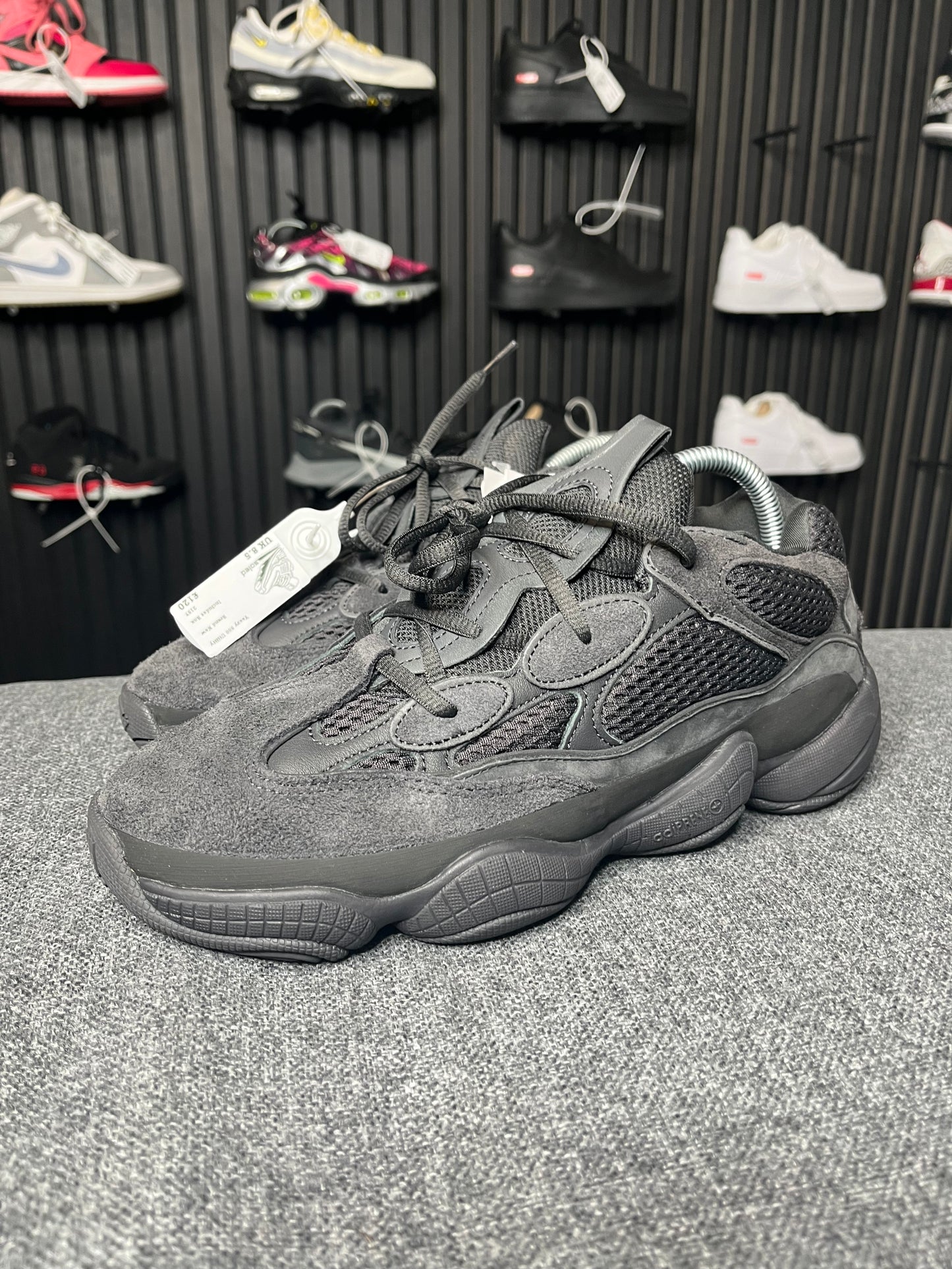 Yeezy 500 Utility Black UK8.5 2157