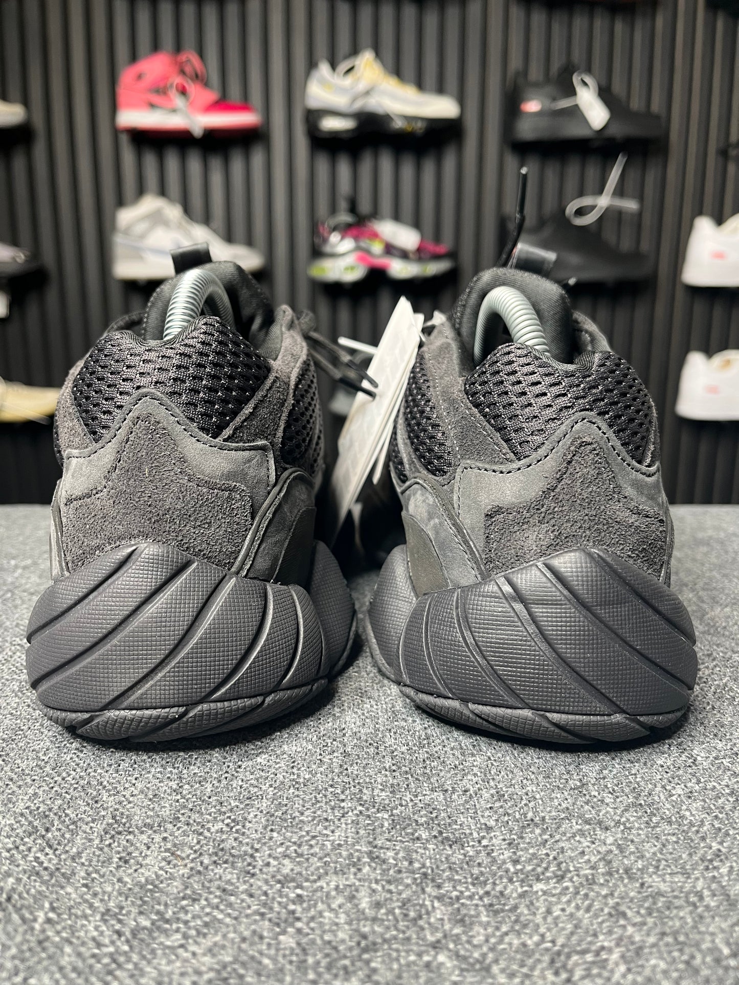 Yeezy 500 Utility Black UK8.5 2157