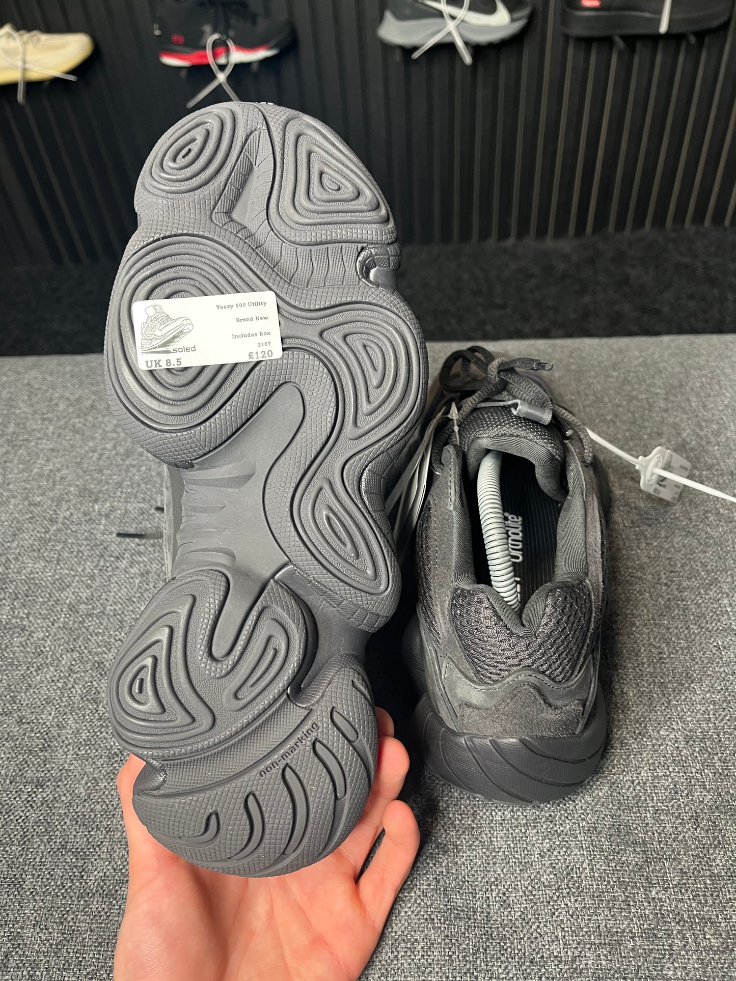 Yeezy 500 Utility Black UK8.5 2157