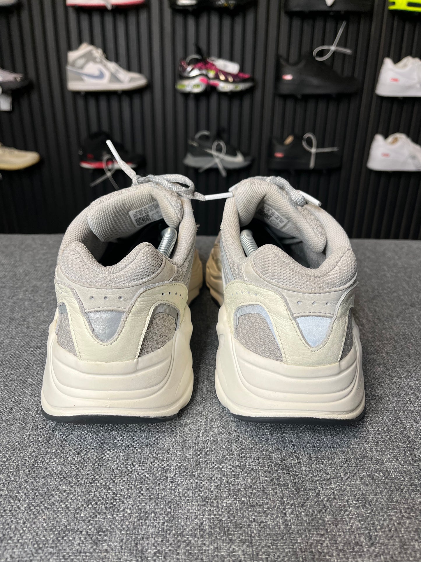 Yeezy 700 Static UK11 2196