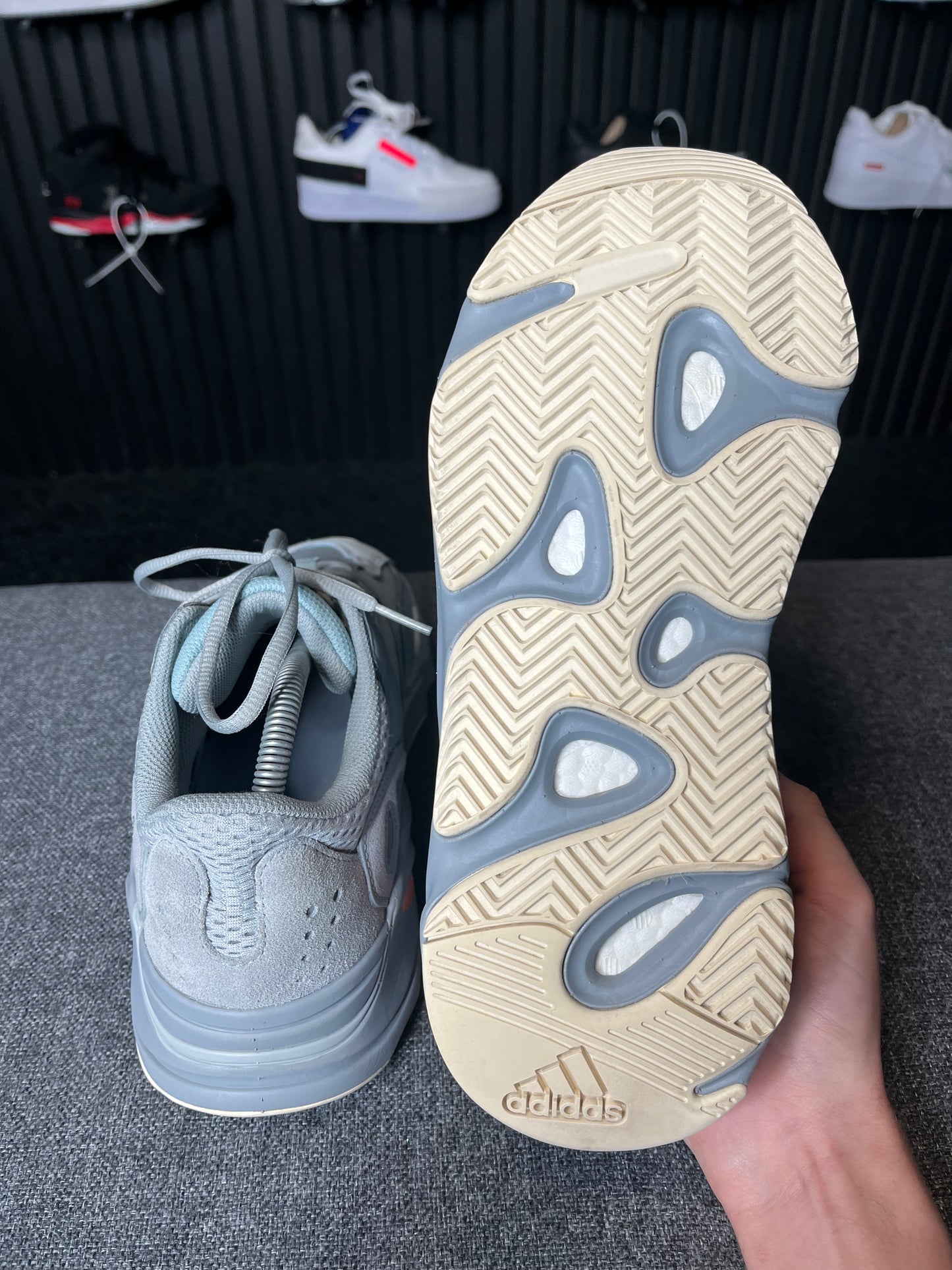 Yeezy Boost 700 Inertia UK8.5
