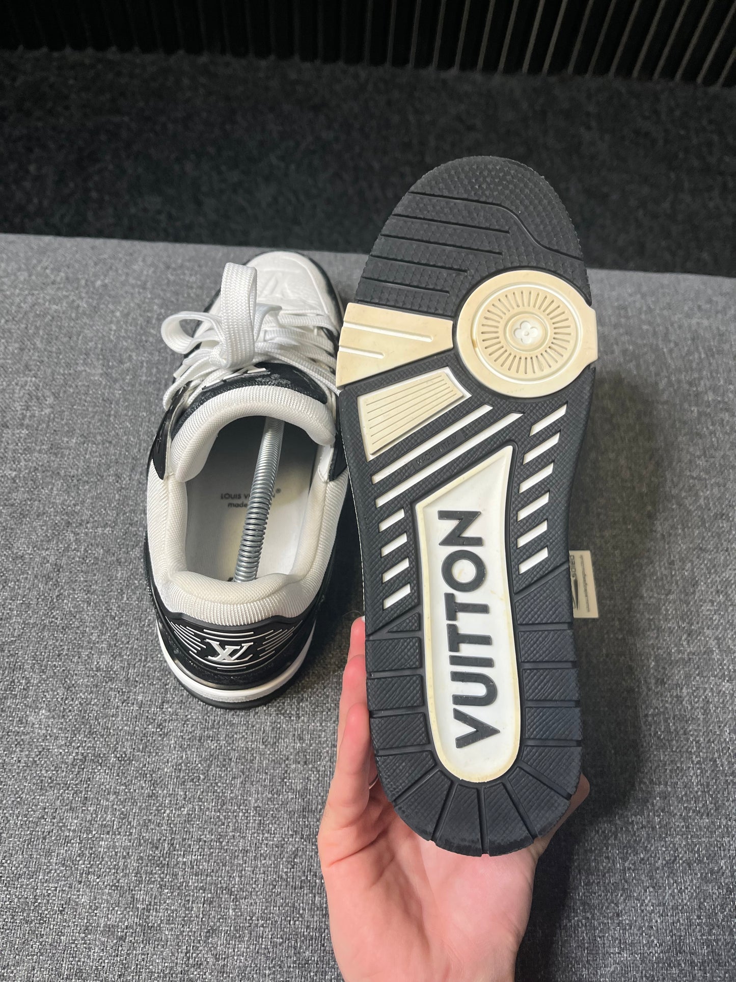 Louis Vuitton UK 6.5 3489