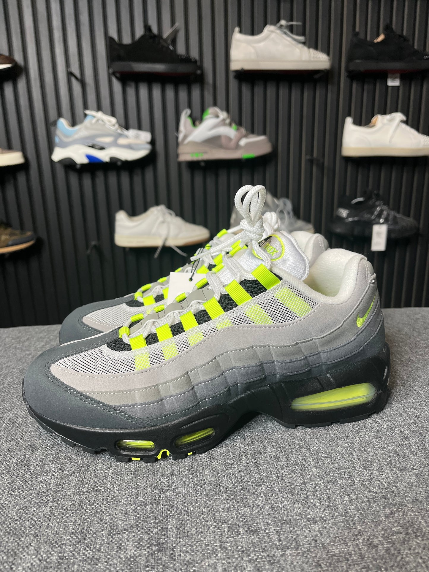 Air Max 95s Neon UK 8 3477