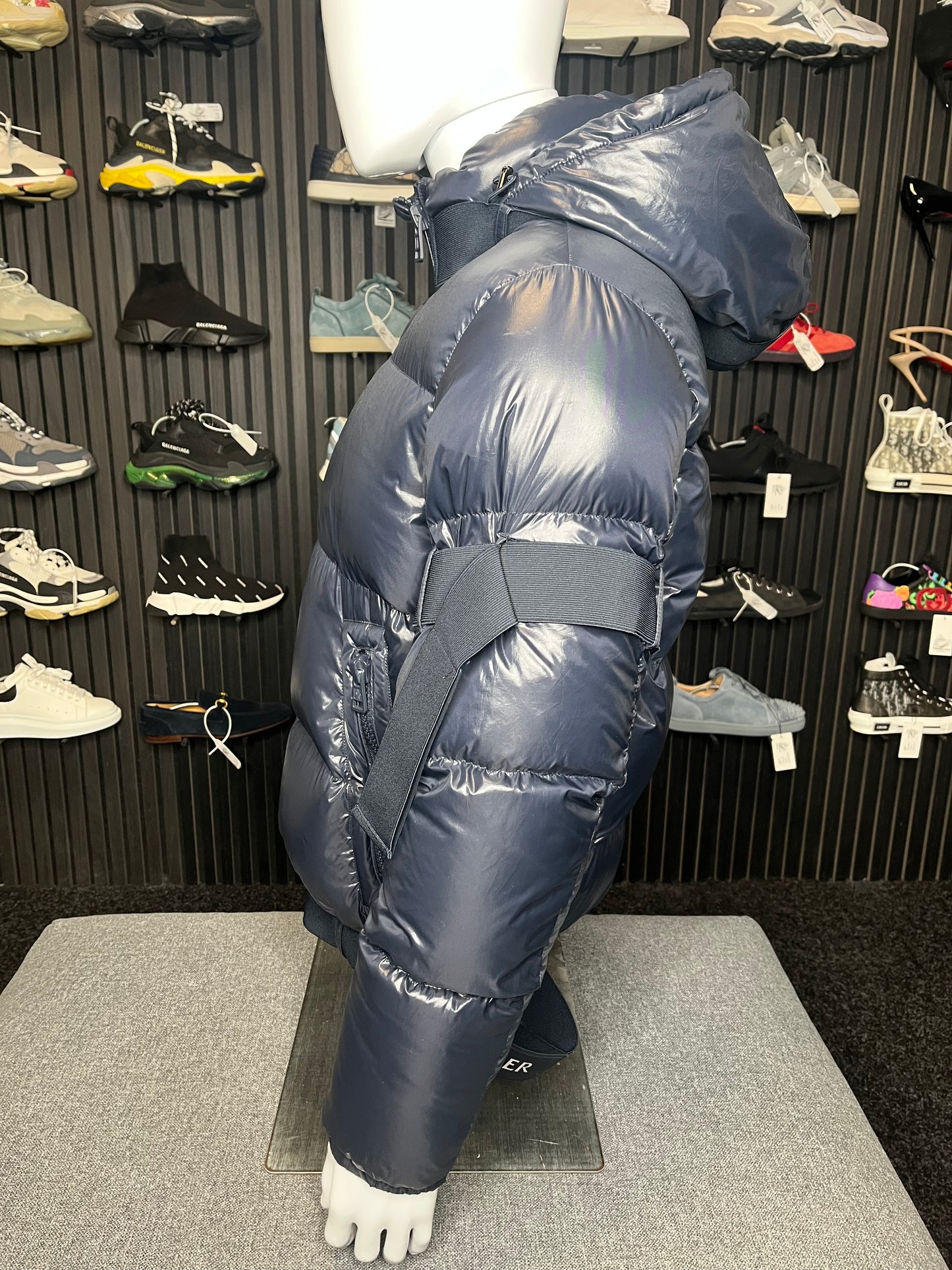 Moncler Brook Medium 3035