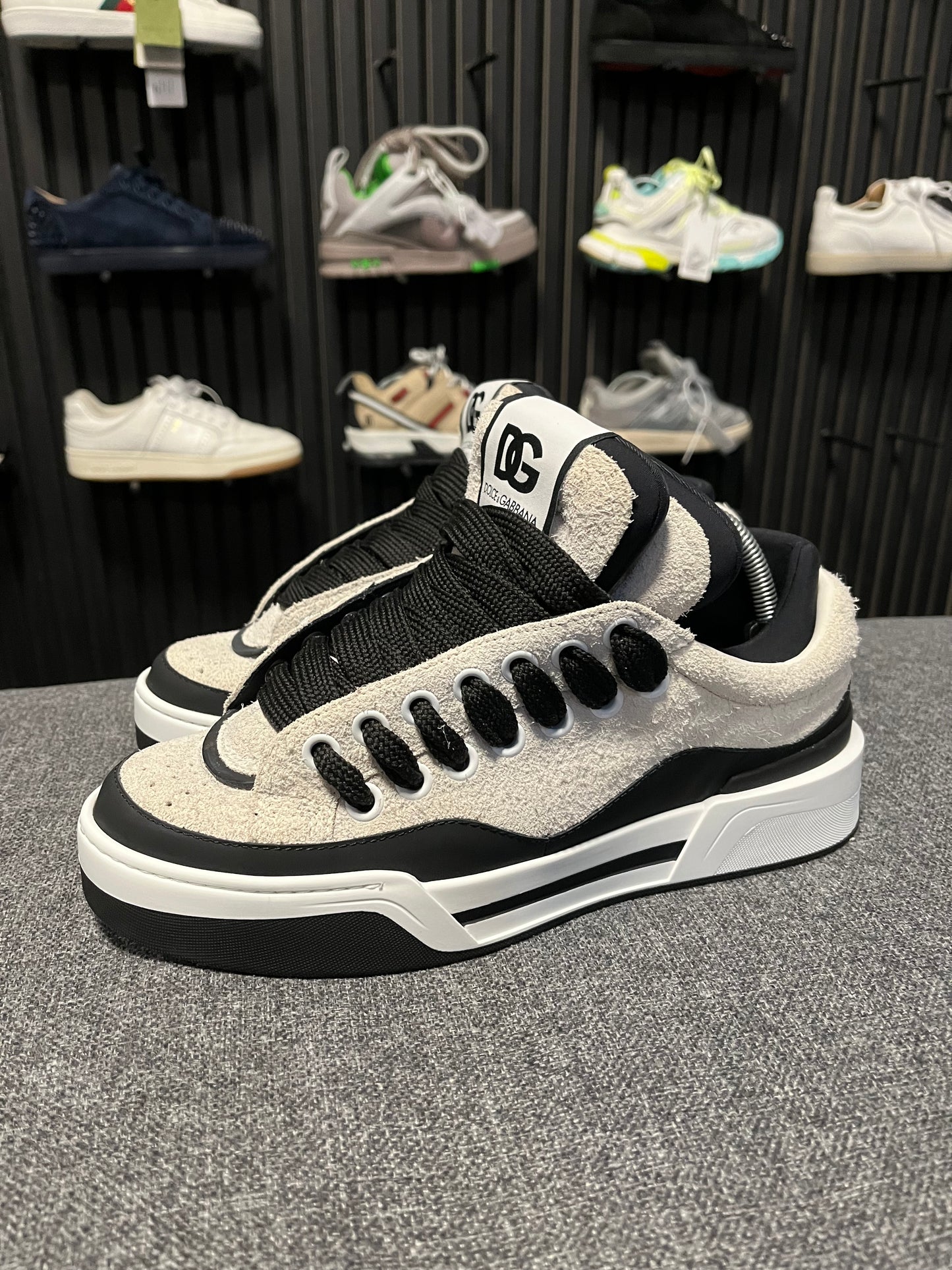 DnG Trainers UK 7/7.5 3677