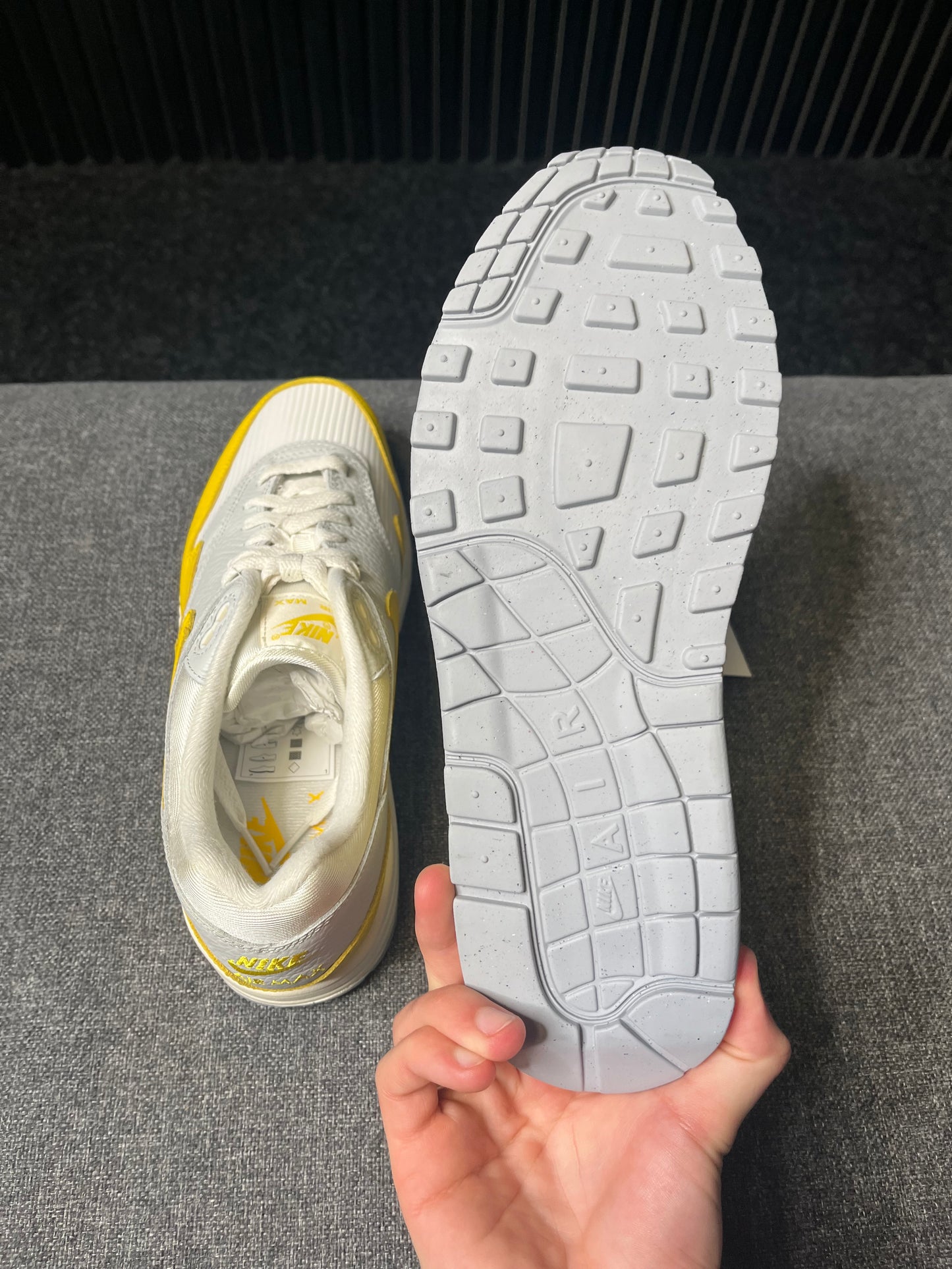 Air Max 1 Tour Yellow UK 9 3496