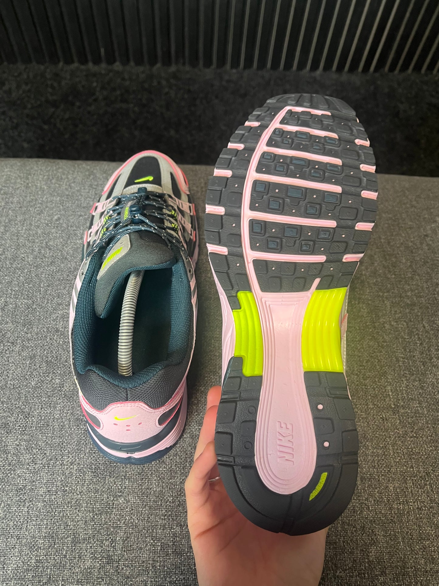 Nike P6000 UK 9.5 3071