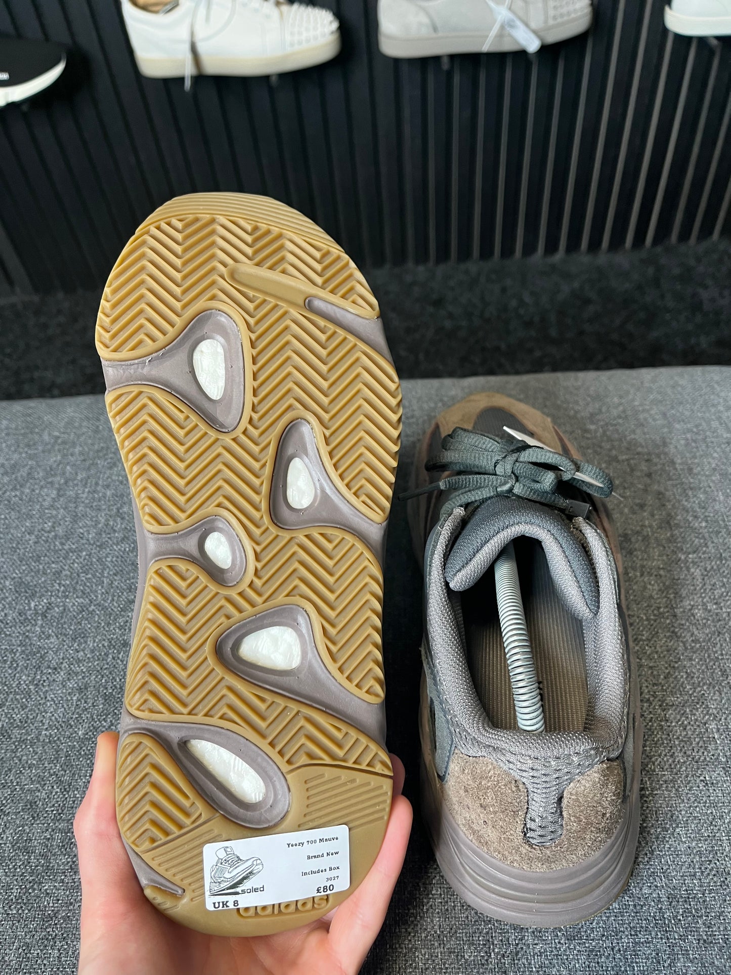 Yeezy 700 Mauve UK 8 3027