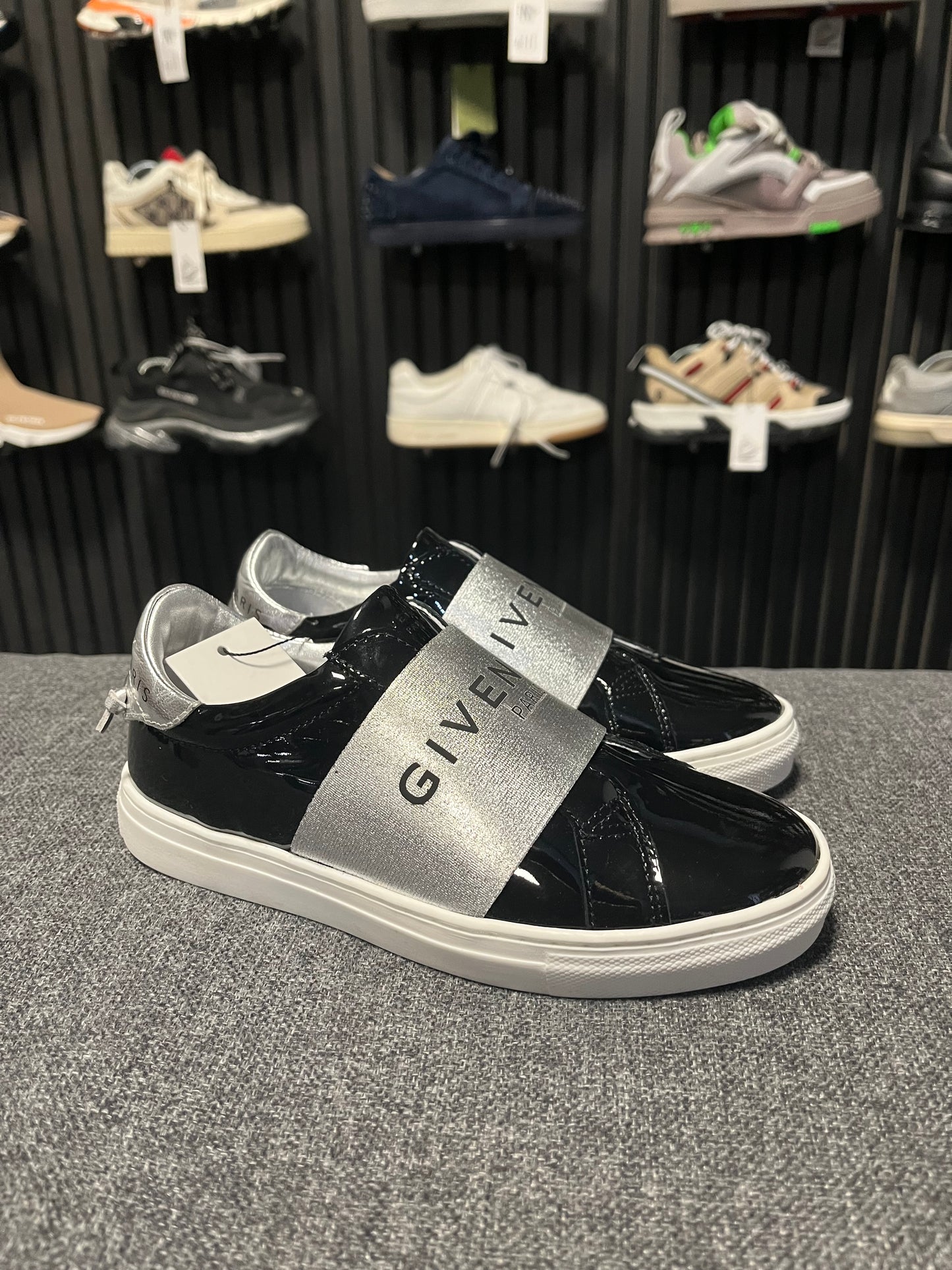 Givenchy Sneakers UK 1 3631