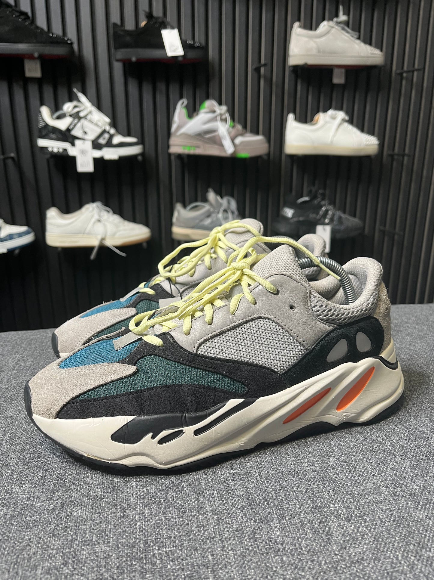 Yeezy Waverunners UK 9.5 3492