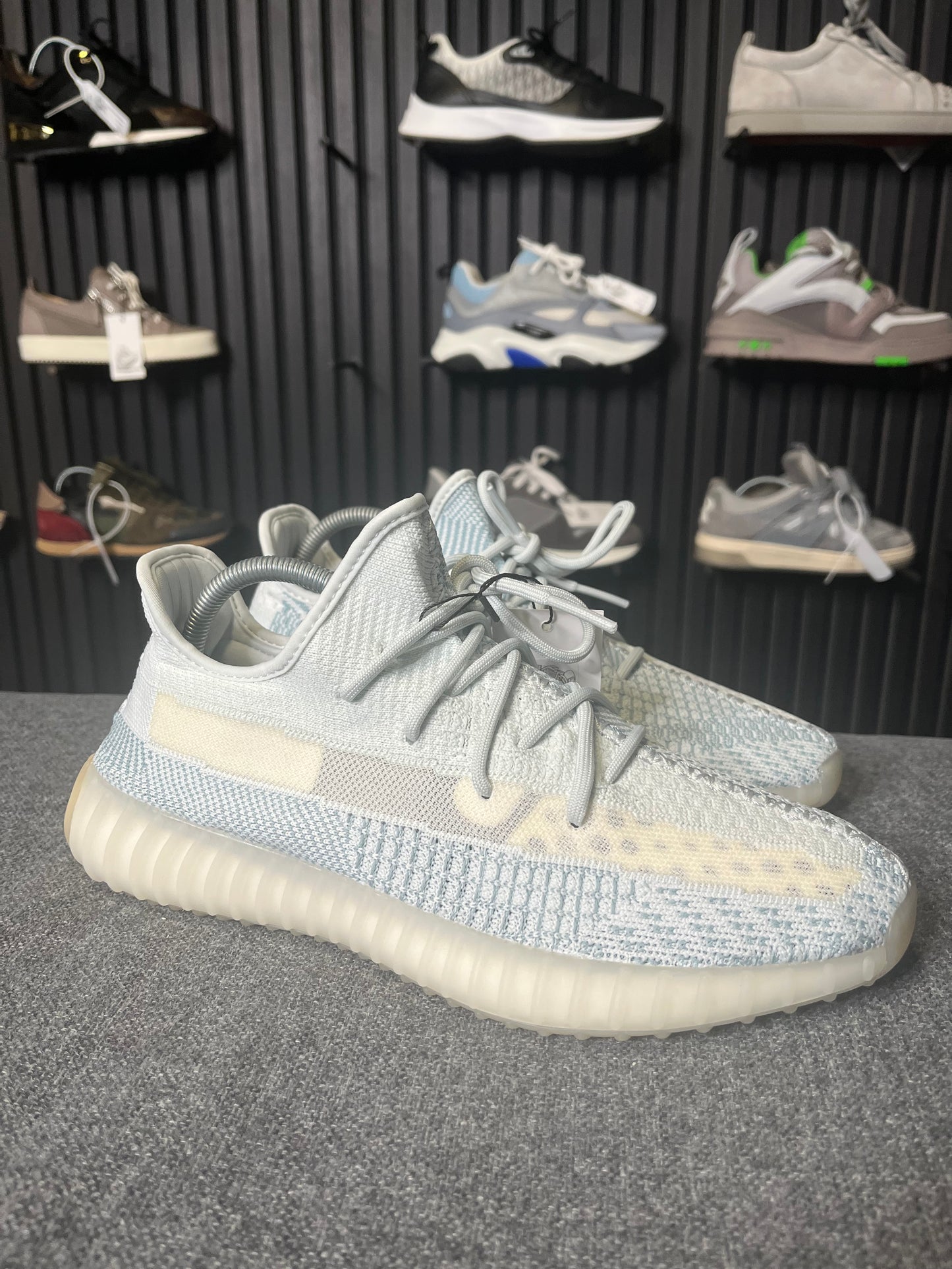 Yeezy 350 Cloud White UK 9 3463