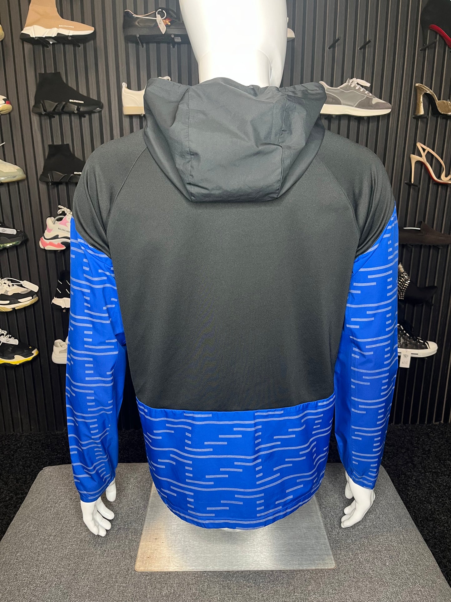 Nike Therma Fit Repel Run Windrunner Small 3291
