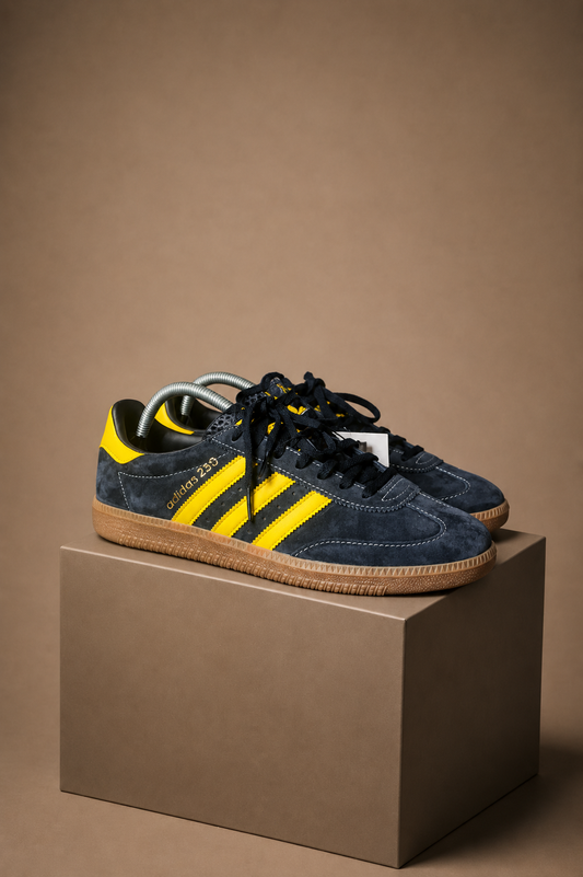 Adidas AS 230 UK 8.5 3448