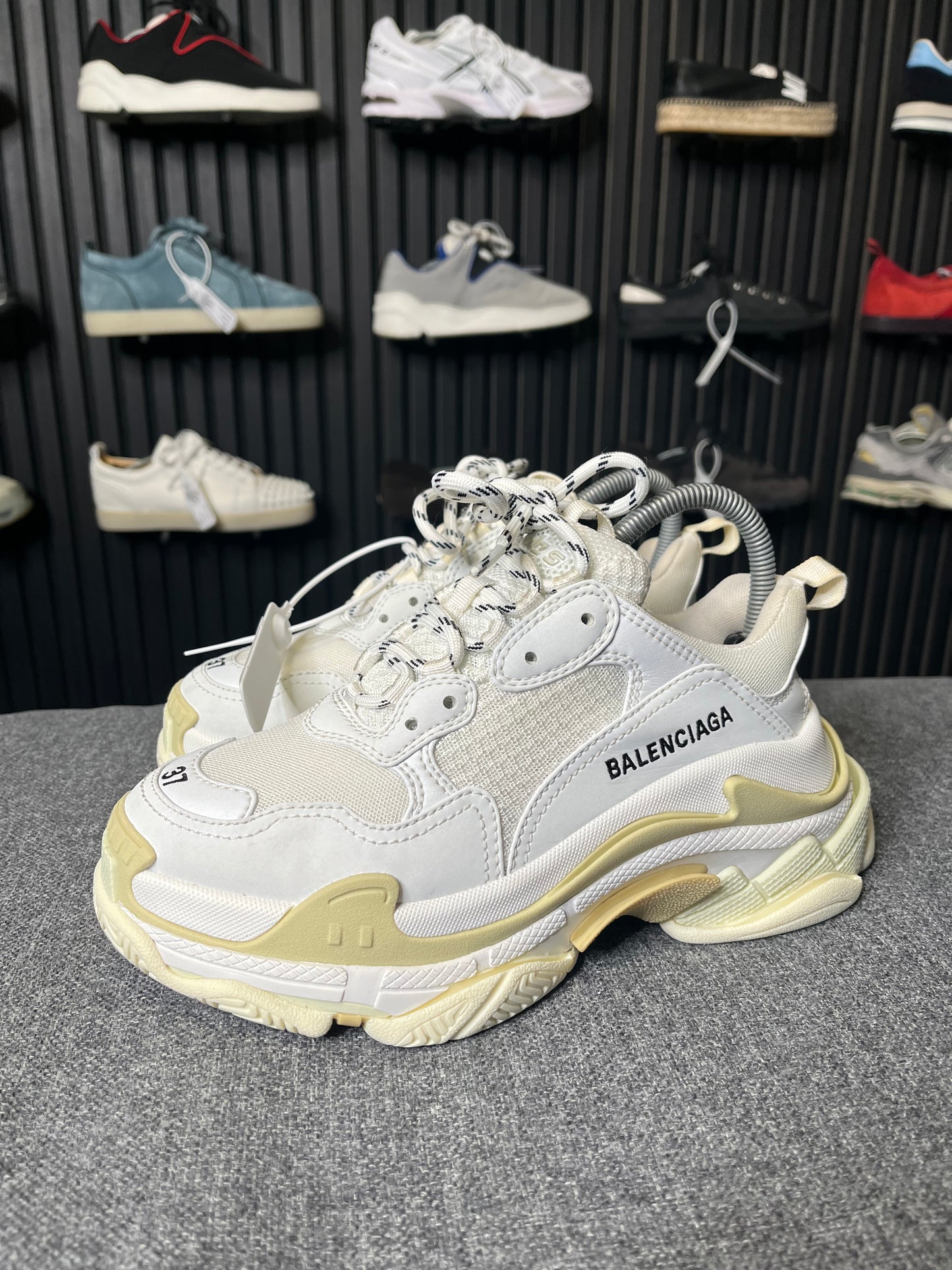 Balenciaga Triple S UK 4 2781