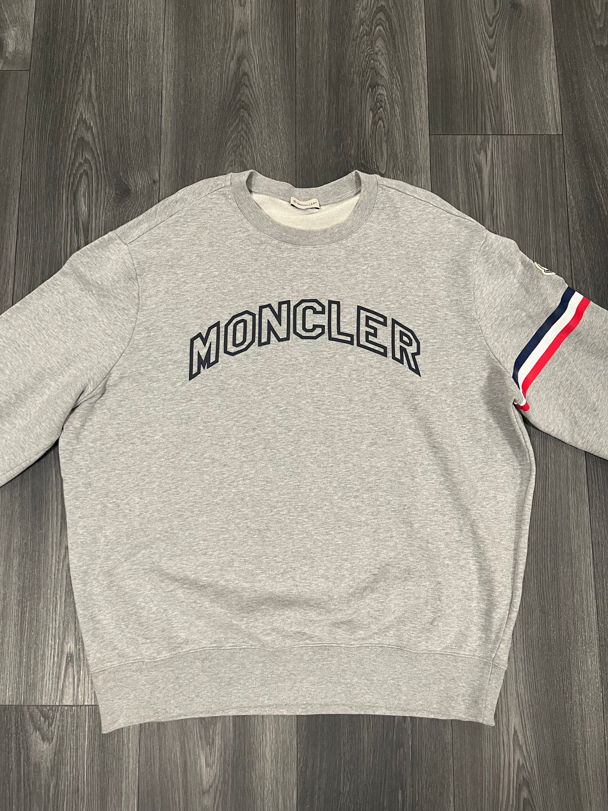 Moncler Sweater Grey XXL 3816