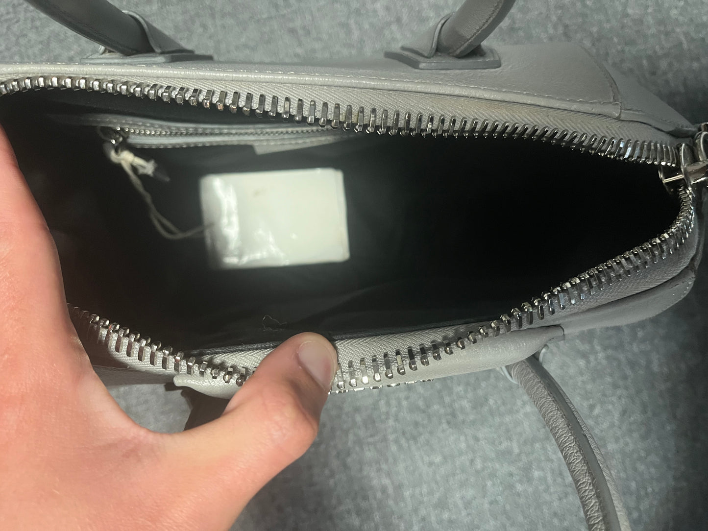 Givenchy Antigona Bag 3709
